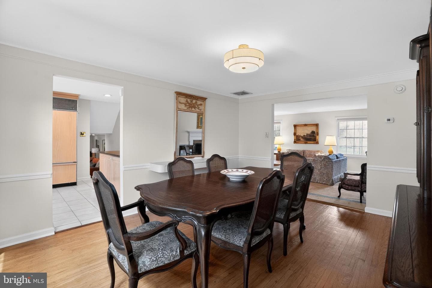 211 Fairfield Drive photo 4