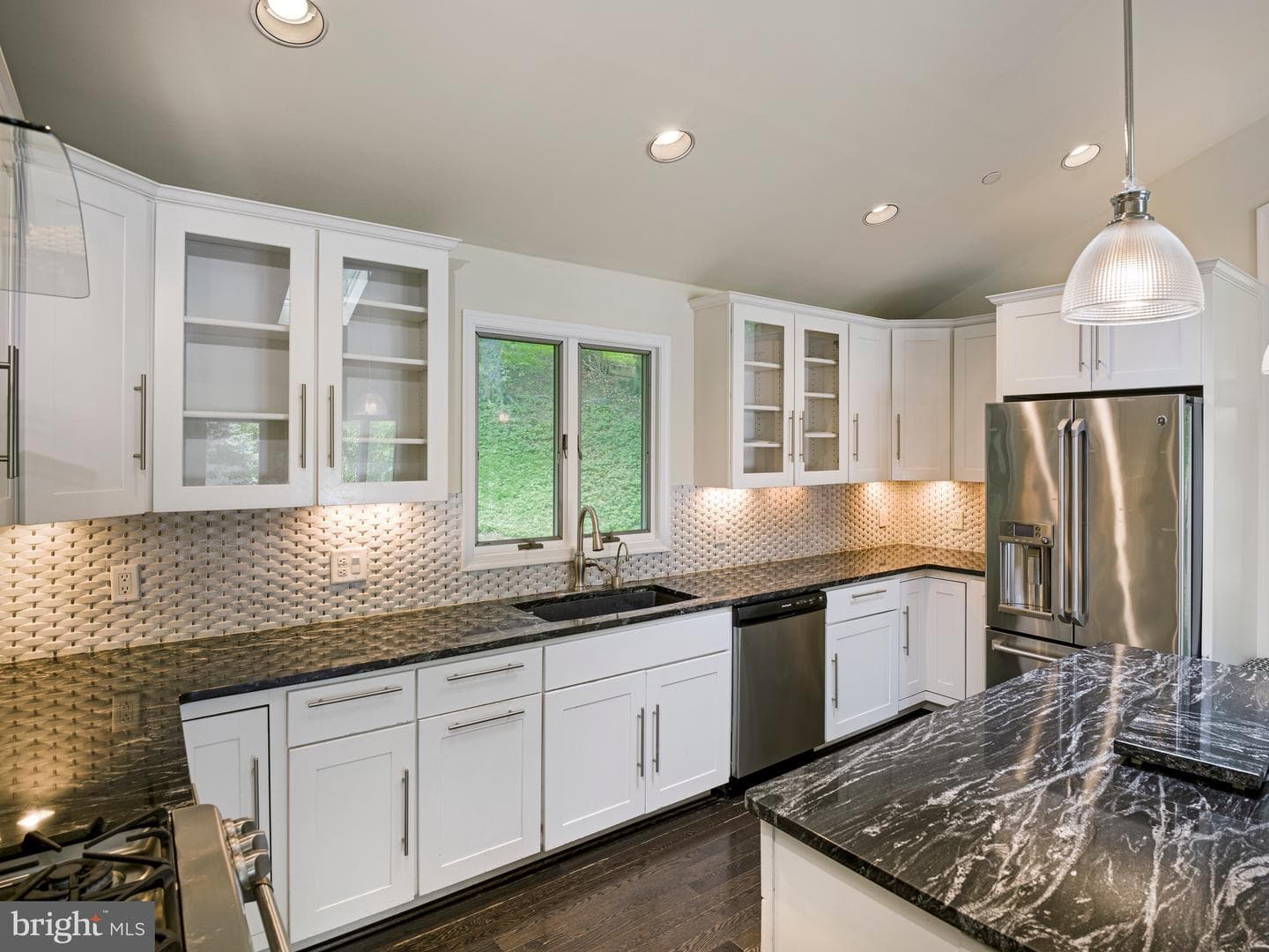 3300 Sawmill Road photo 13