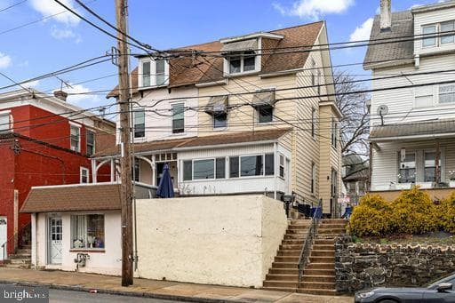 409 S Springfield Road, Clifton Heights