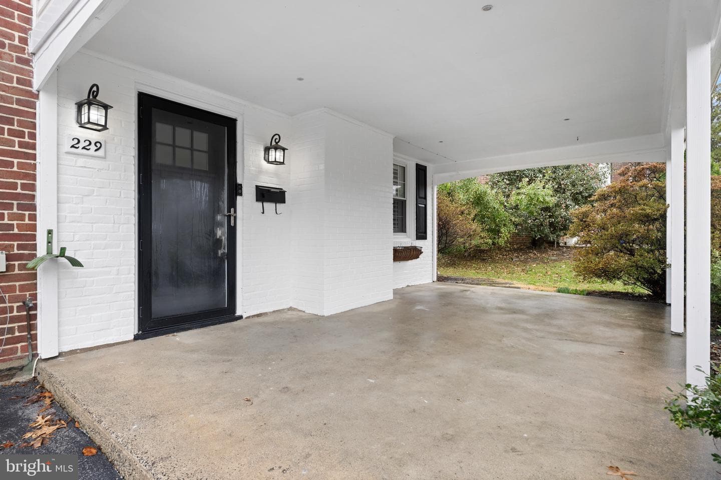 229 Glen Ridge Road photo 2