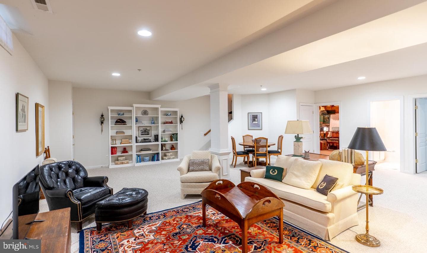 500 Guinevere Drive photo 25