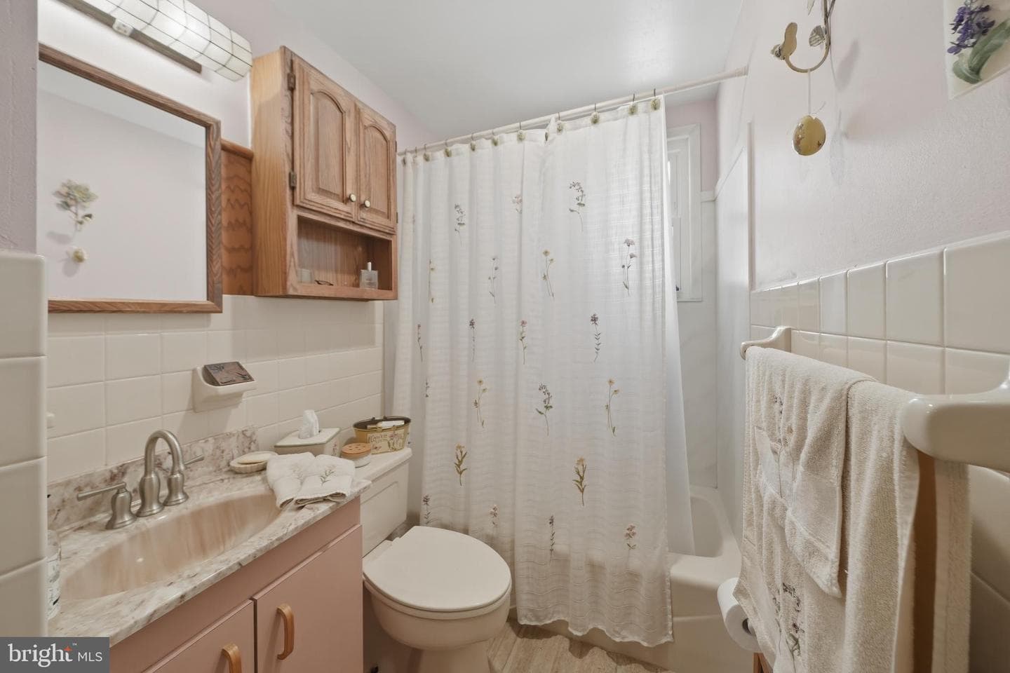 1323 Morton Avenue photo 21
