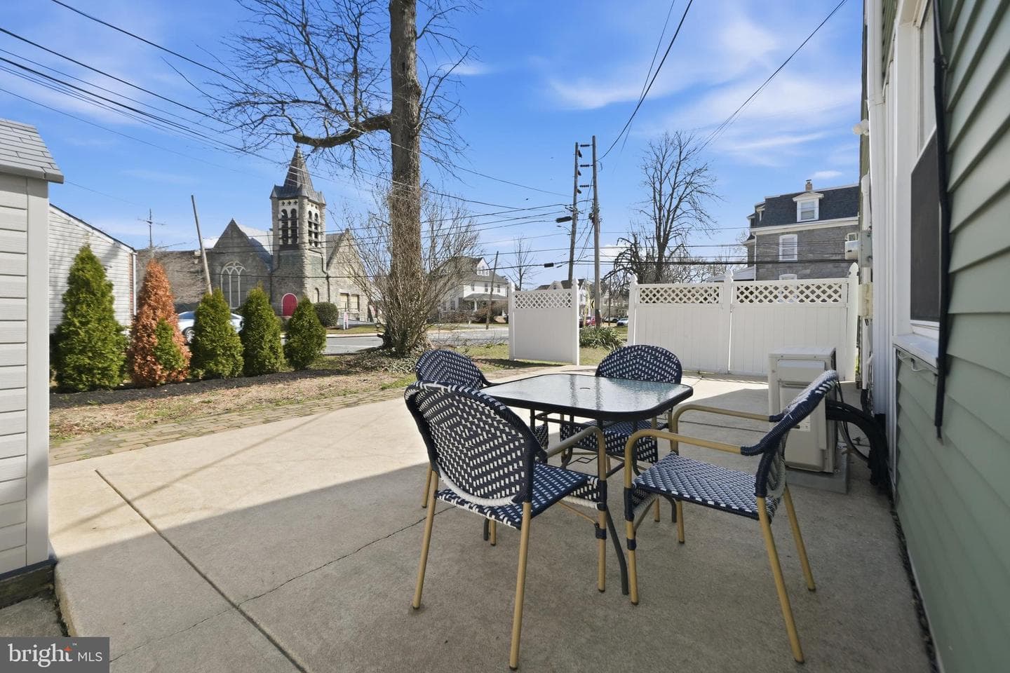 1323 Morton Avenue photo 25