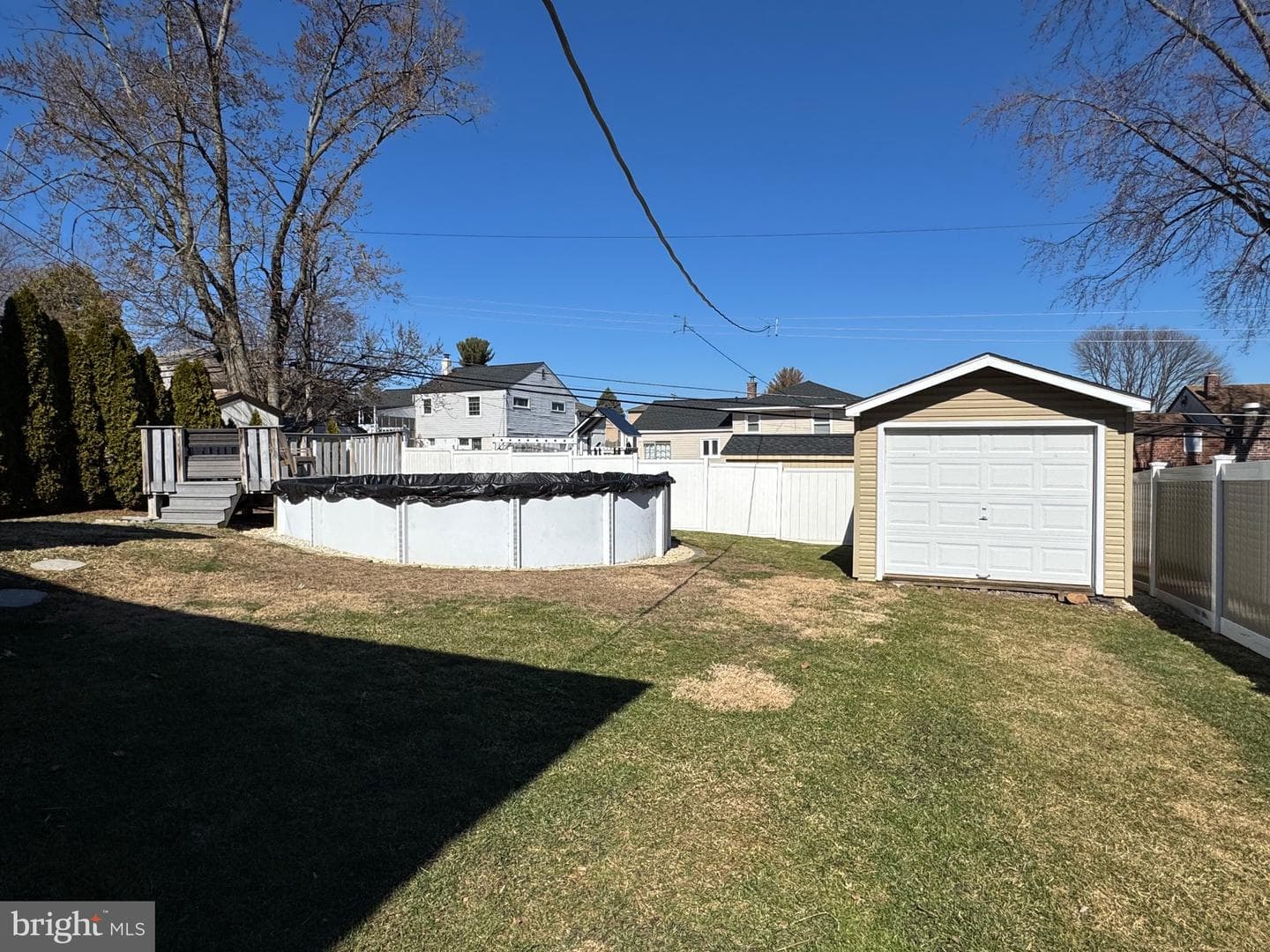 215 Canford Drive photo 14