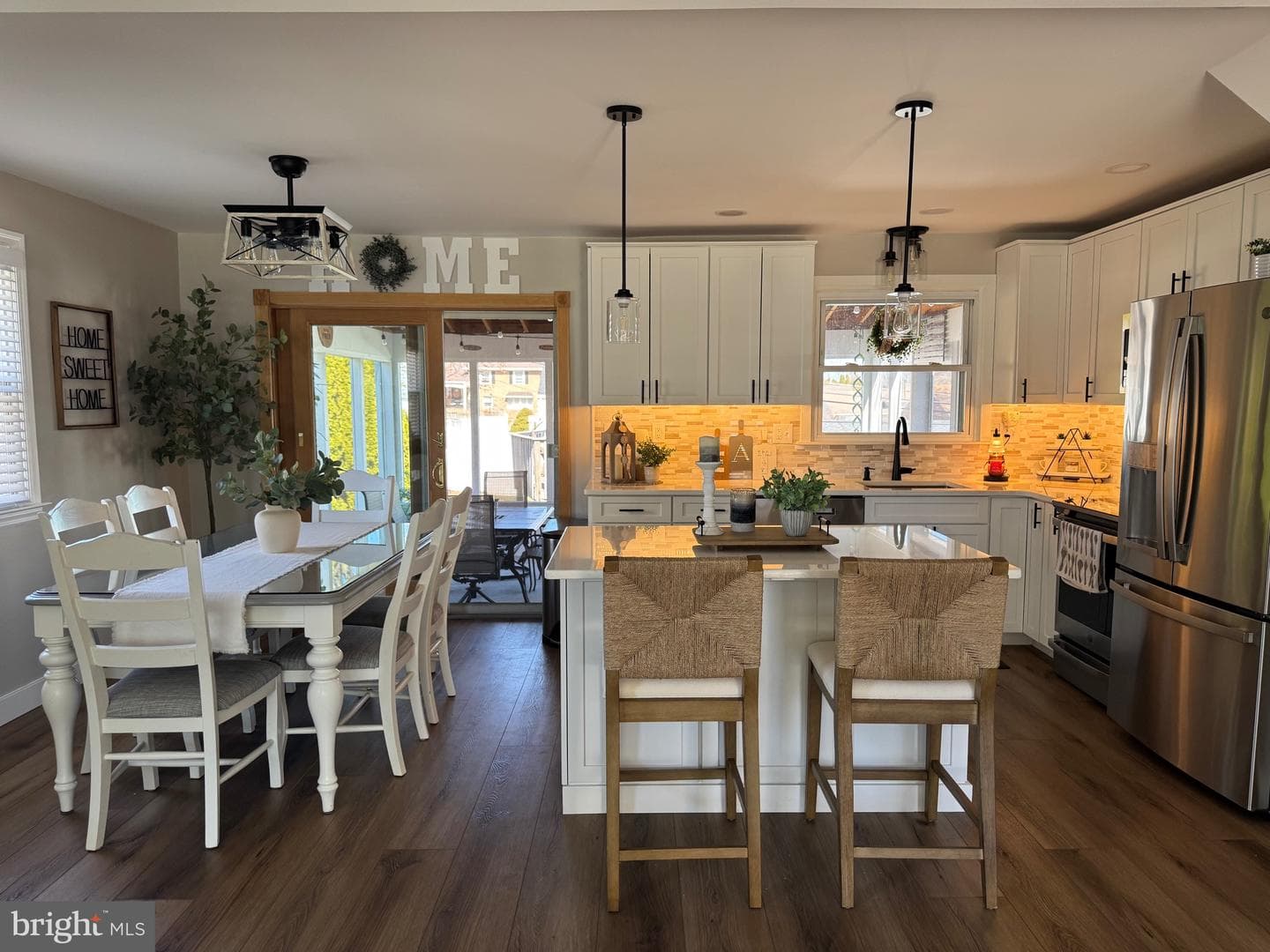 215 Canford Drive photo 18