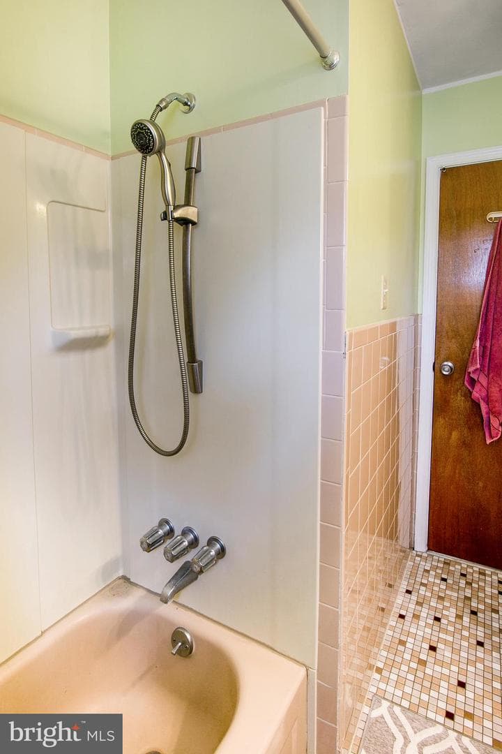 134 Columbus Avenue photo 41