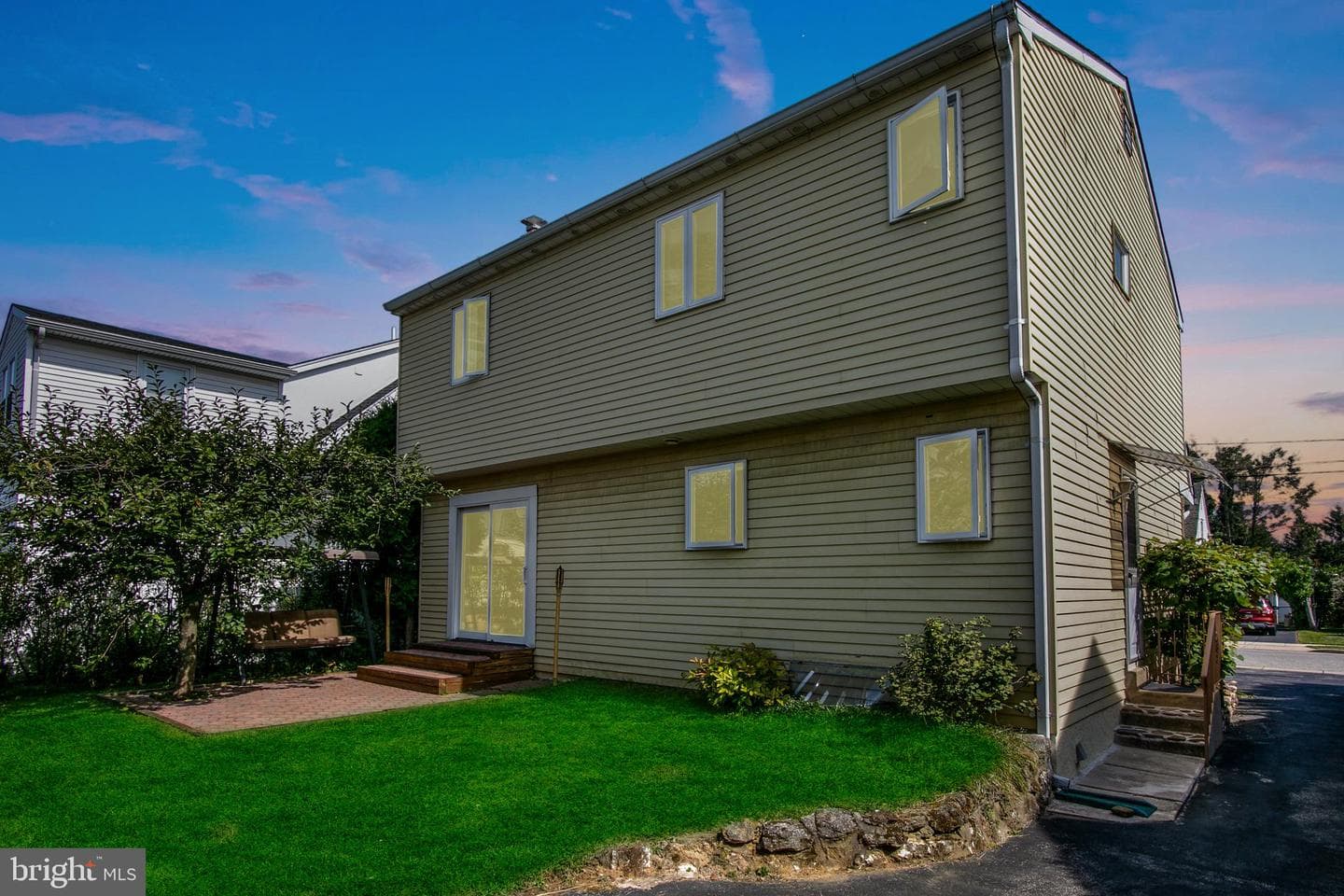 134 Columbus Avenue photo 49