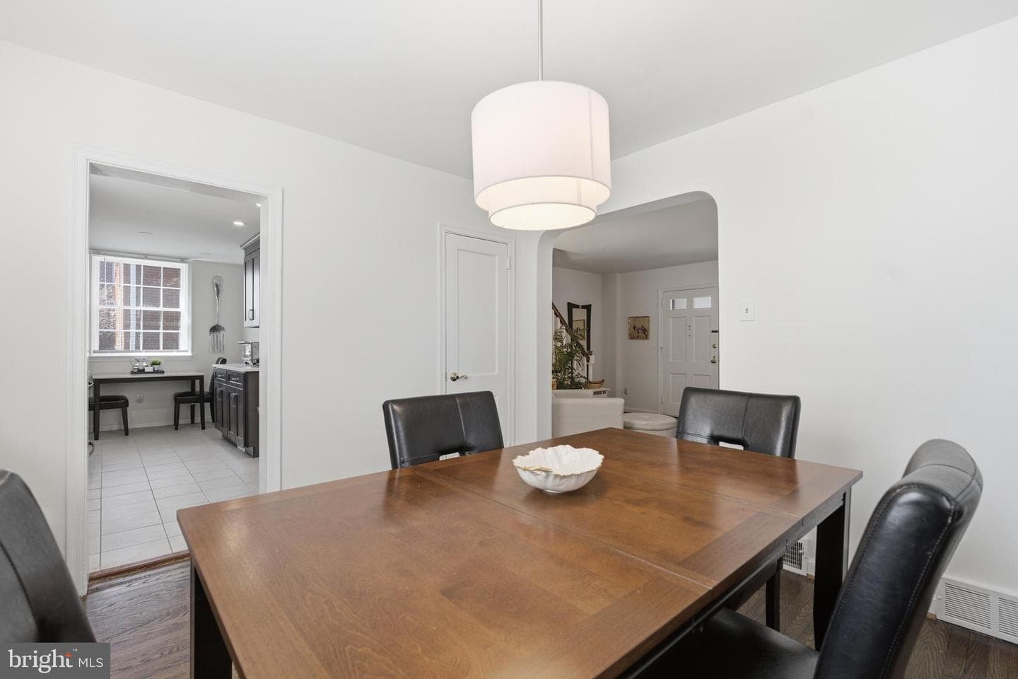417 Hastings Avenue photo 13