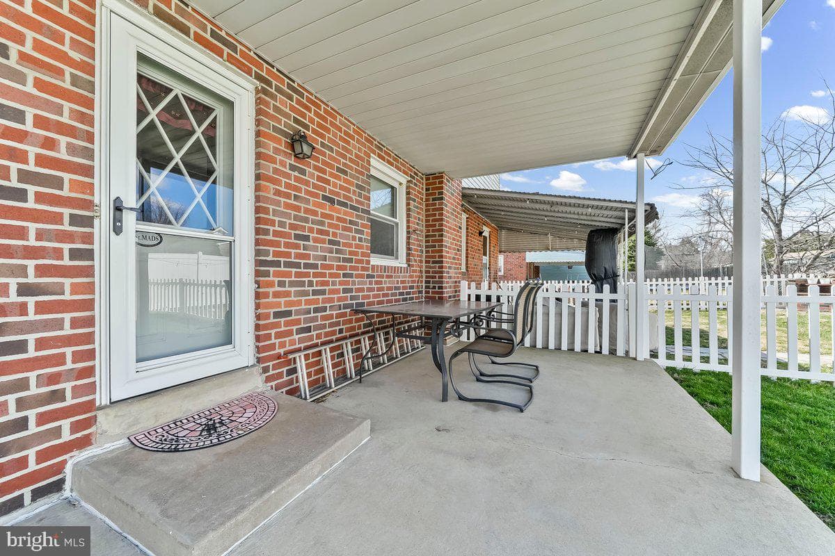 215 Riverview Avenue photo 31