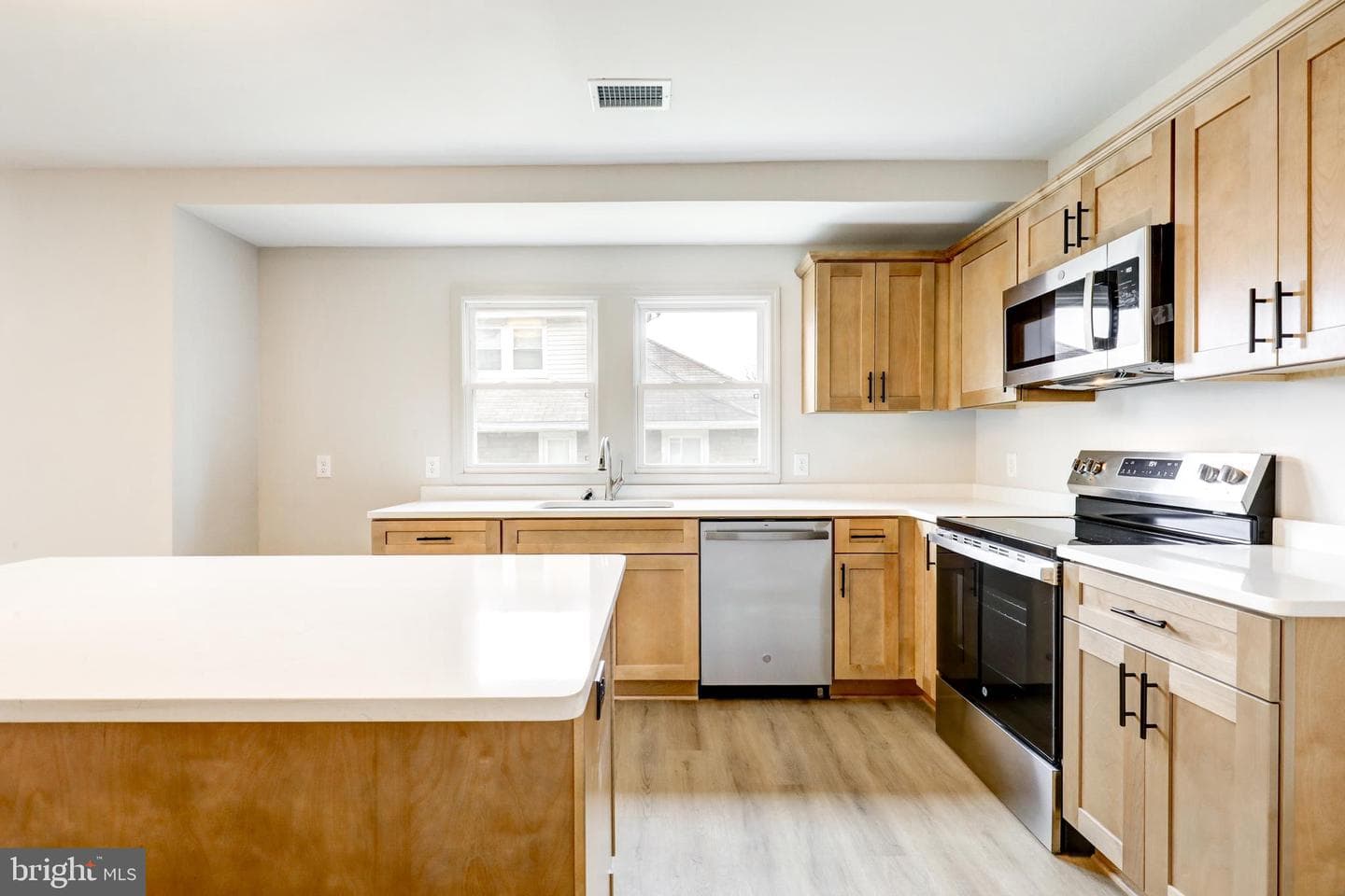 632 Greenhill Road photo 9