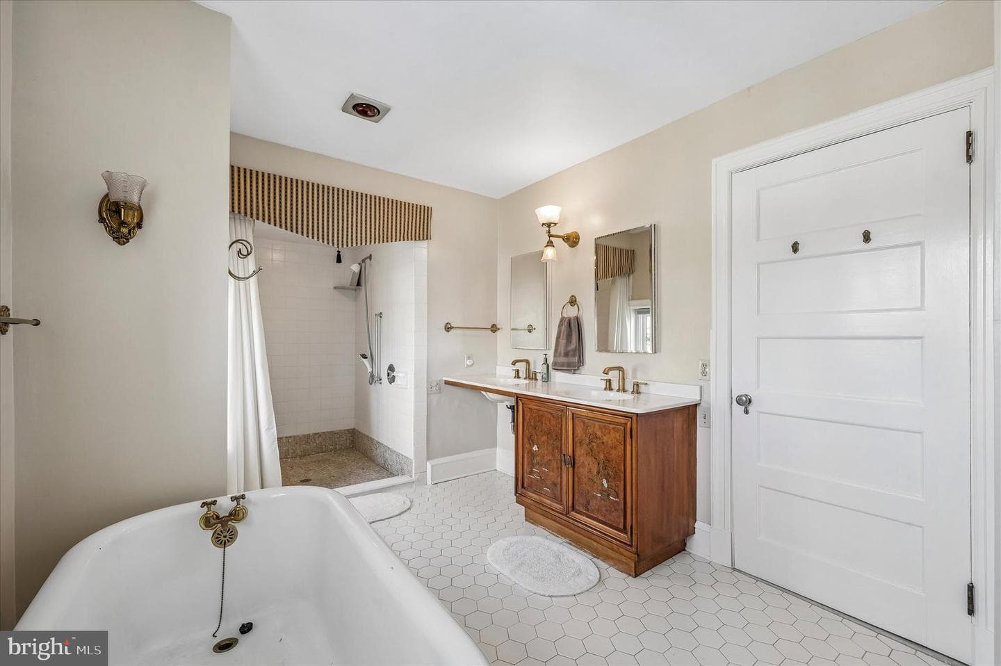 490 Bancroft Road photo 25