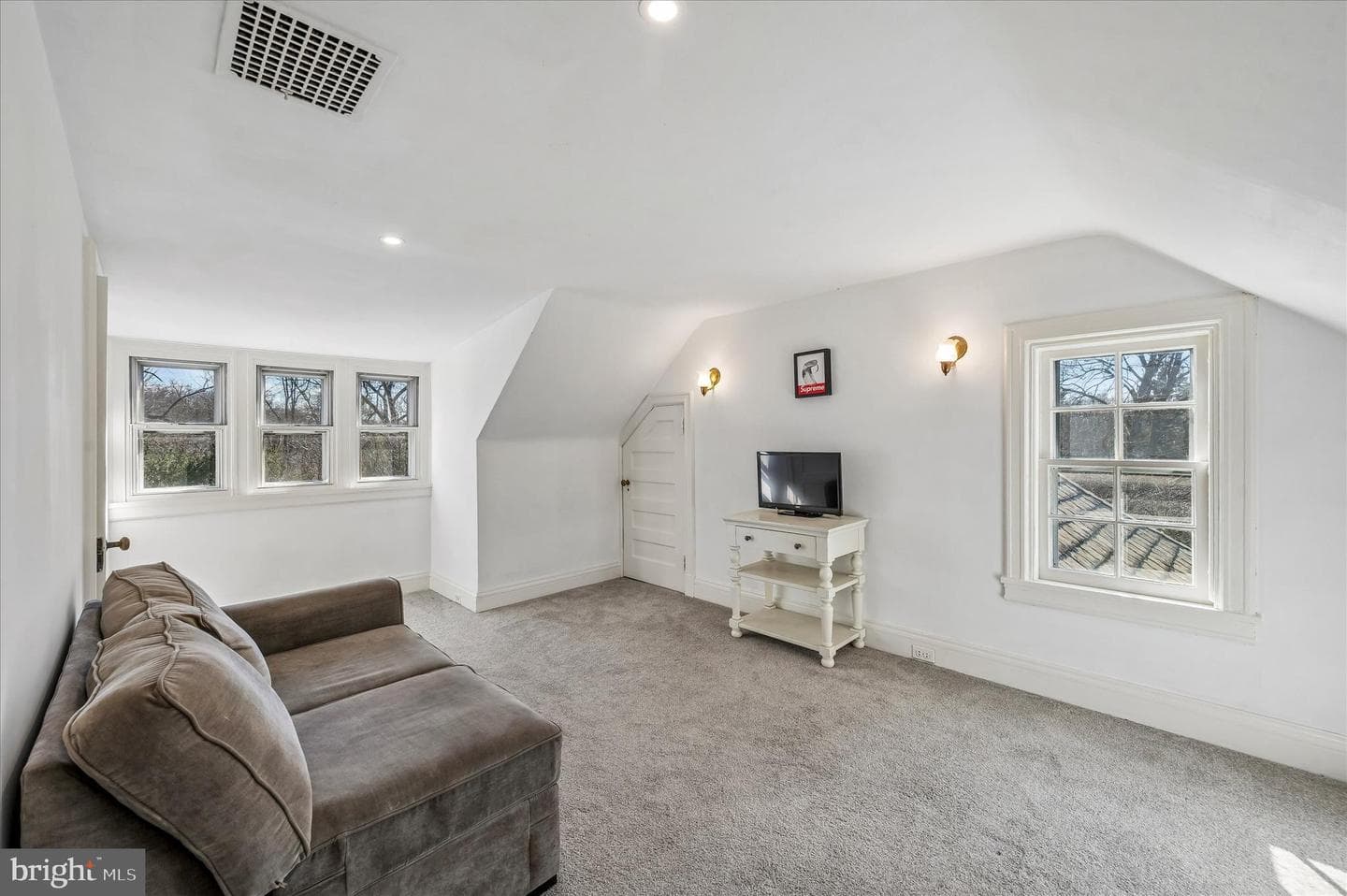 490 Bancroft Road photo 30