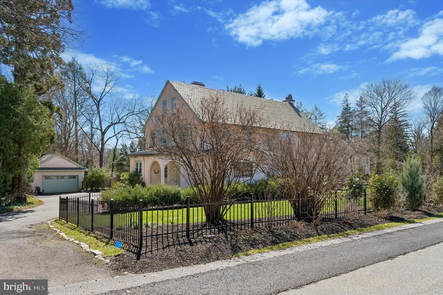 490 Bancroft Road photo 35