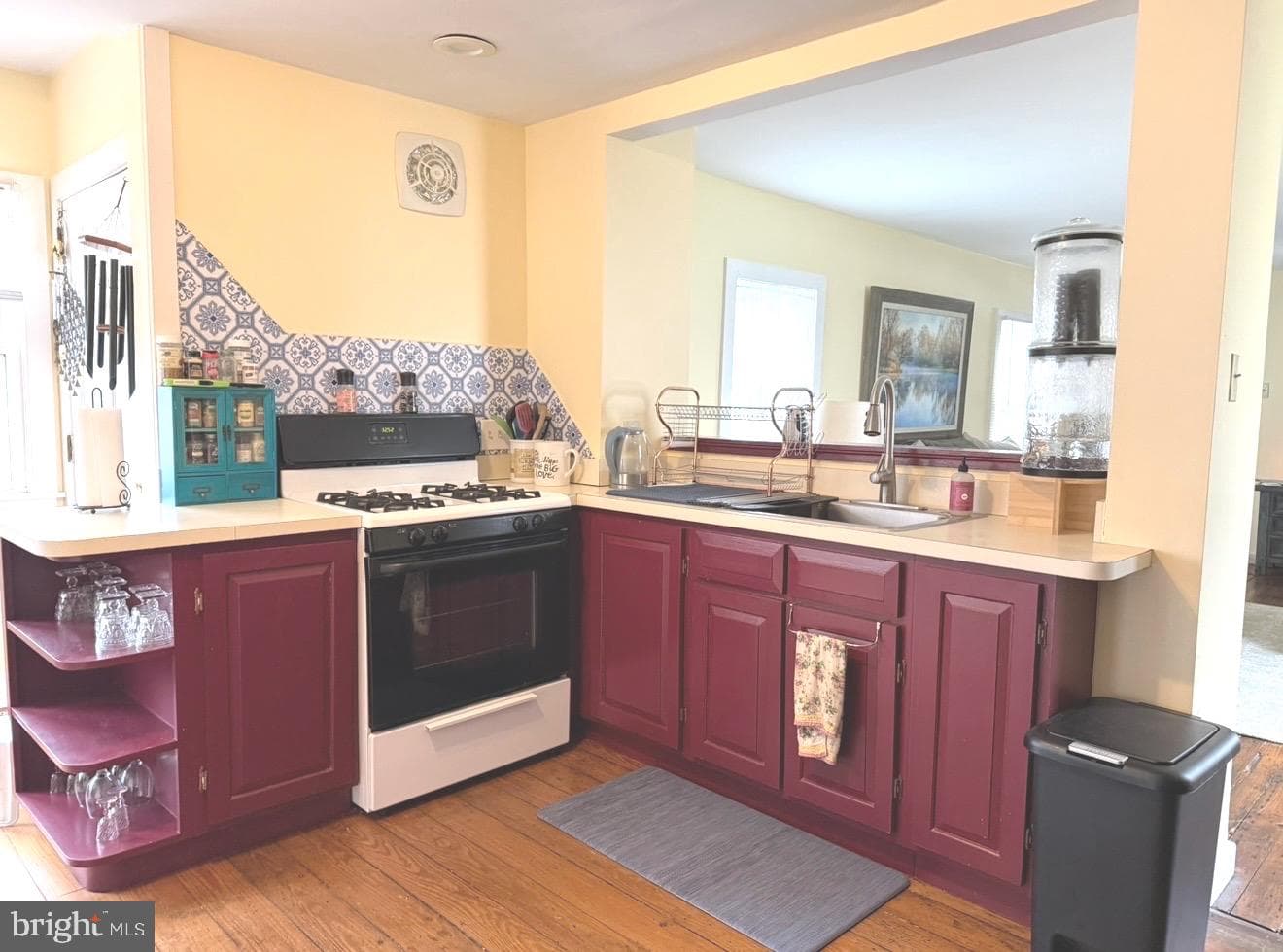 621 South Avenue photo 4