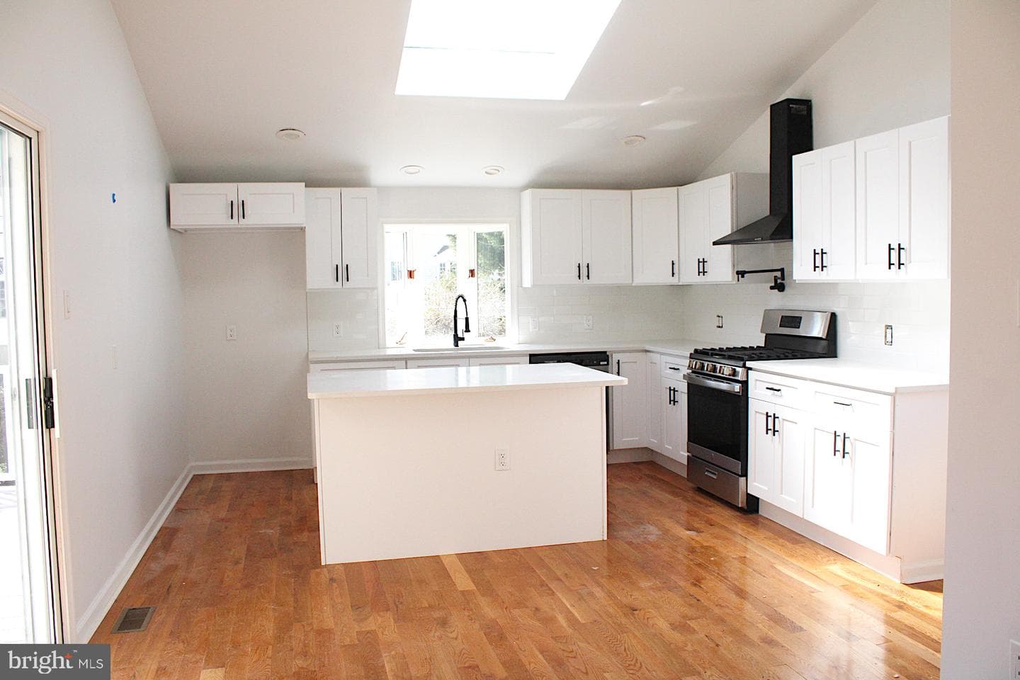 307 Park Circle photo 7