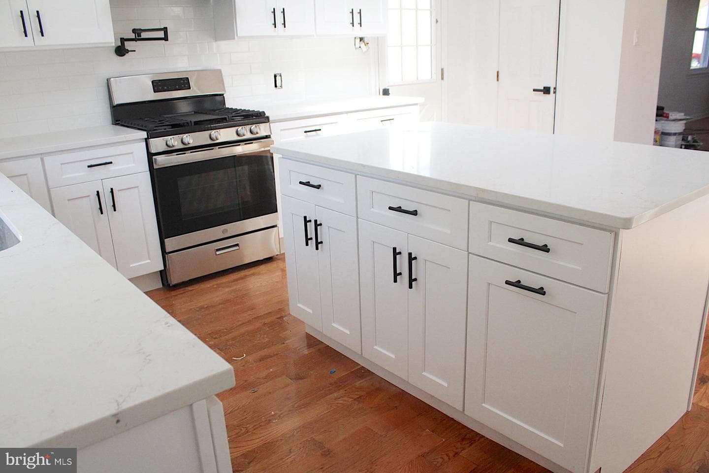 307 Park Circle photo 8