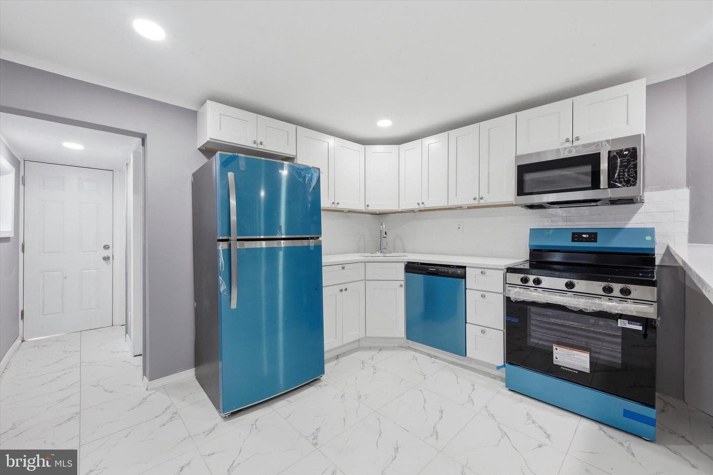 1335 Green Street photo 6
