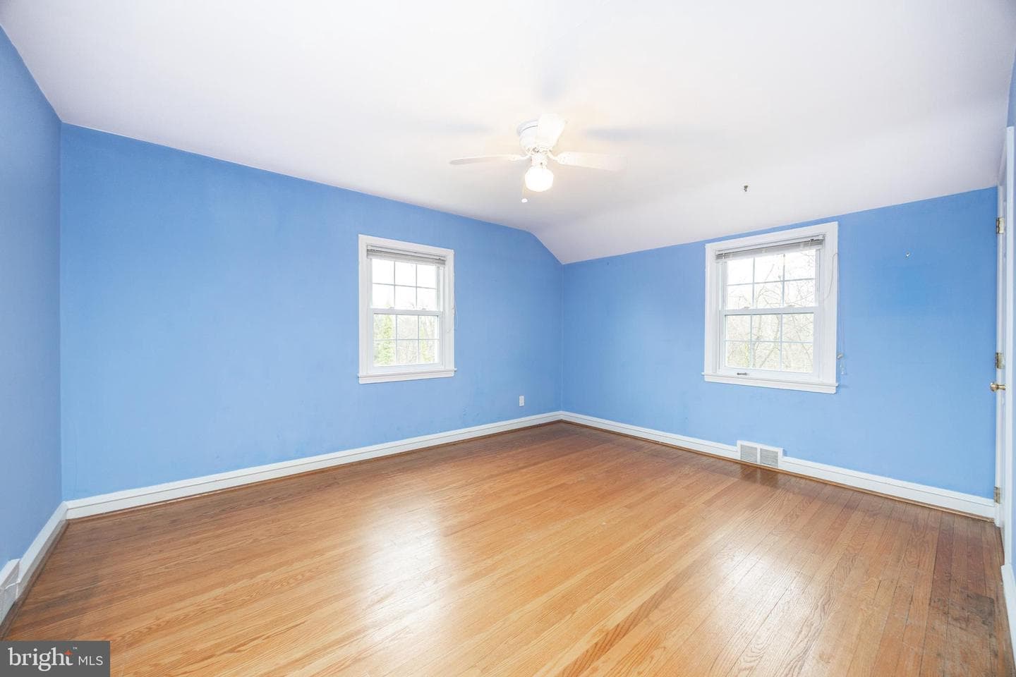 8 Pilgrim Lane photo 18