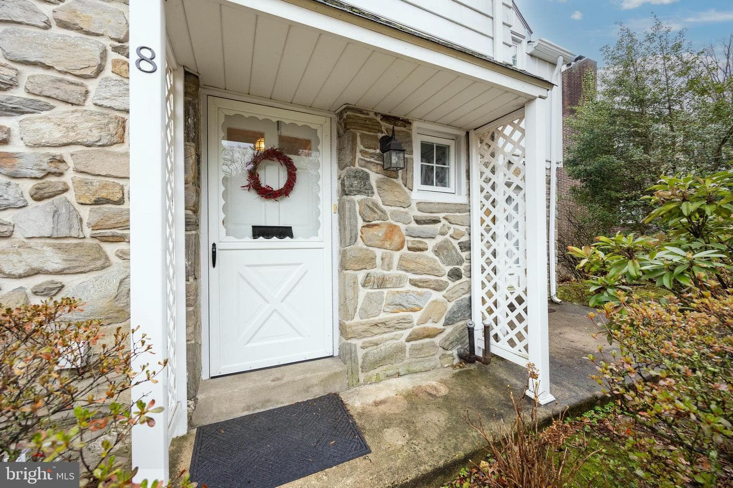 8 Pilgrim Lane photo 2