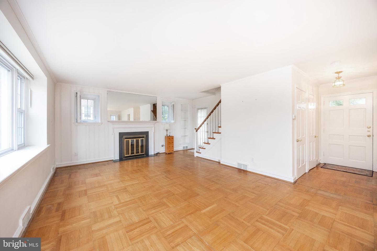 8 Pilgrim Lane photo 9