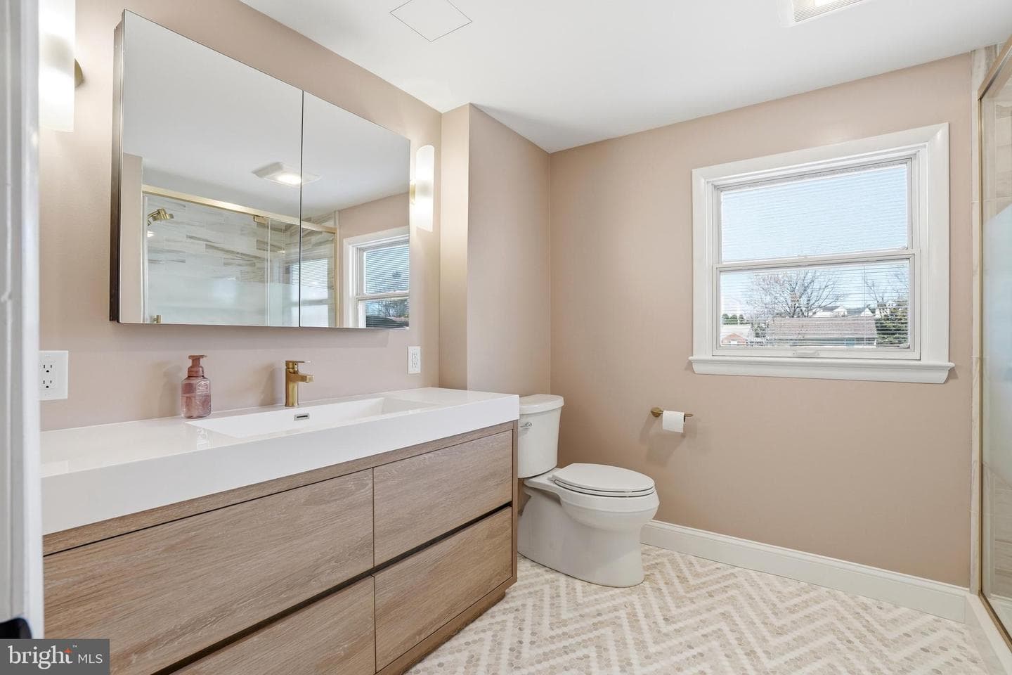 109 Donnelly Avenue photo 25