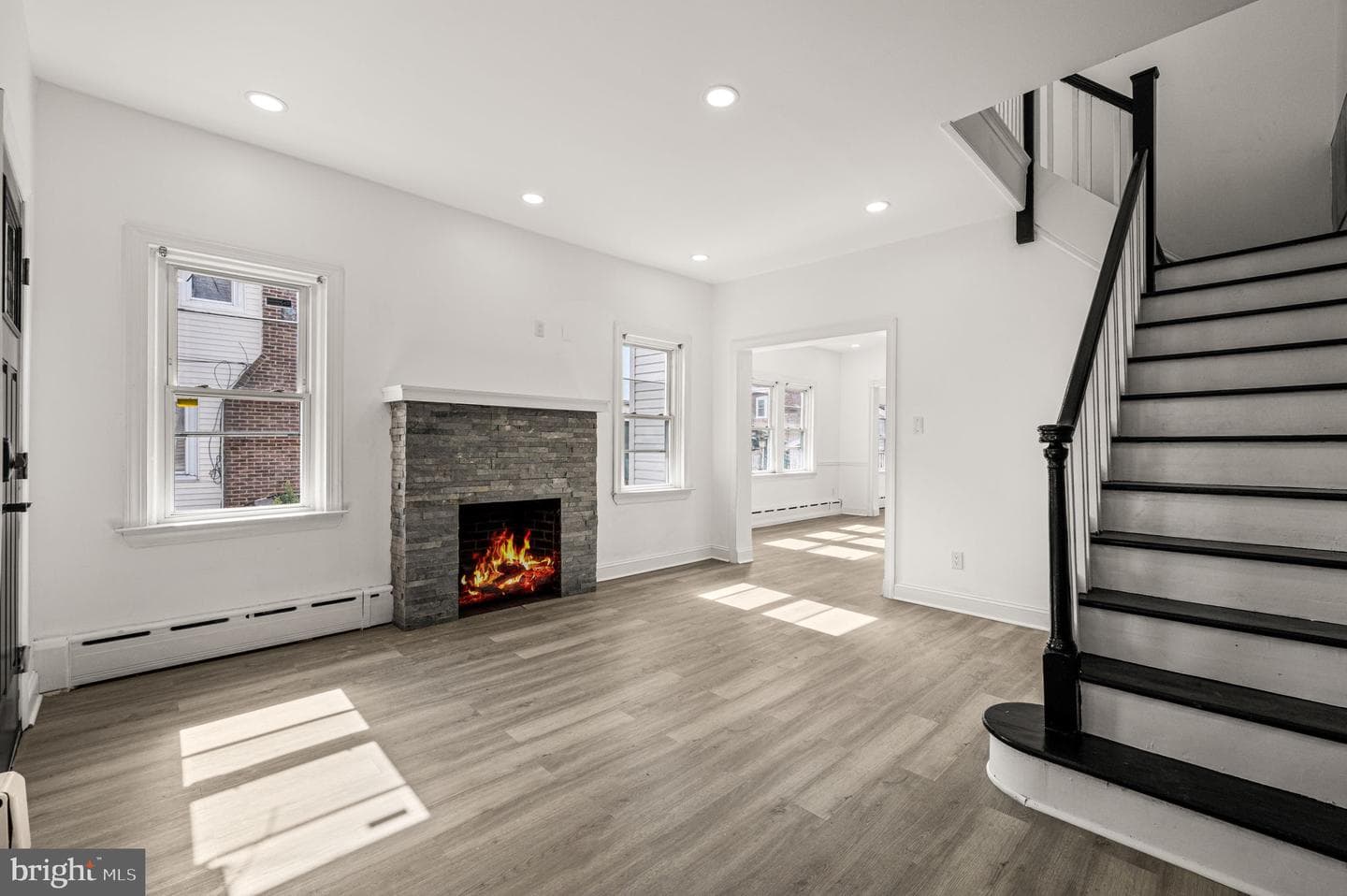 80 Kenny Avenue photo 4