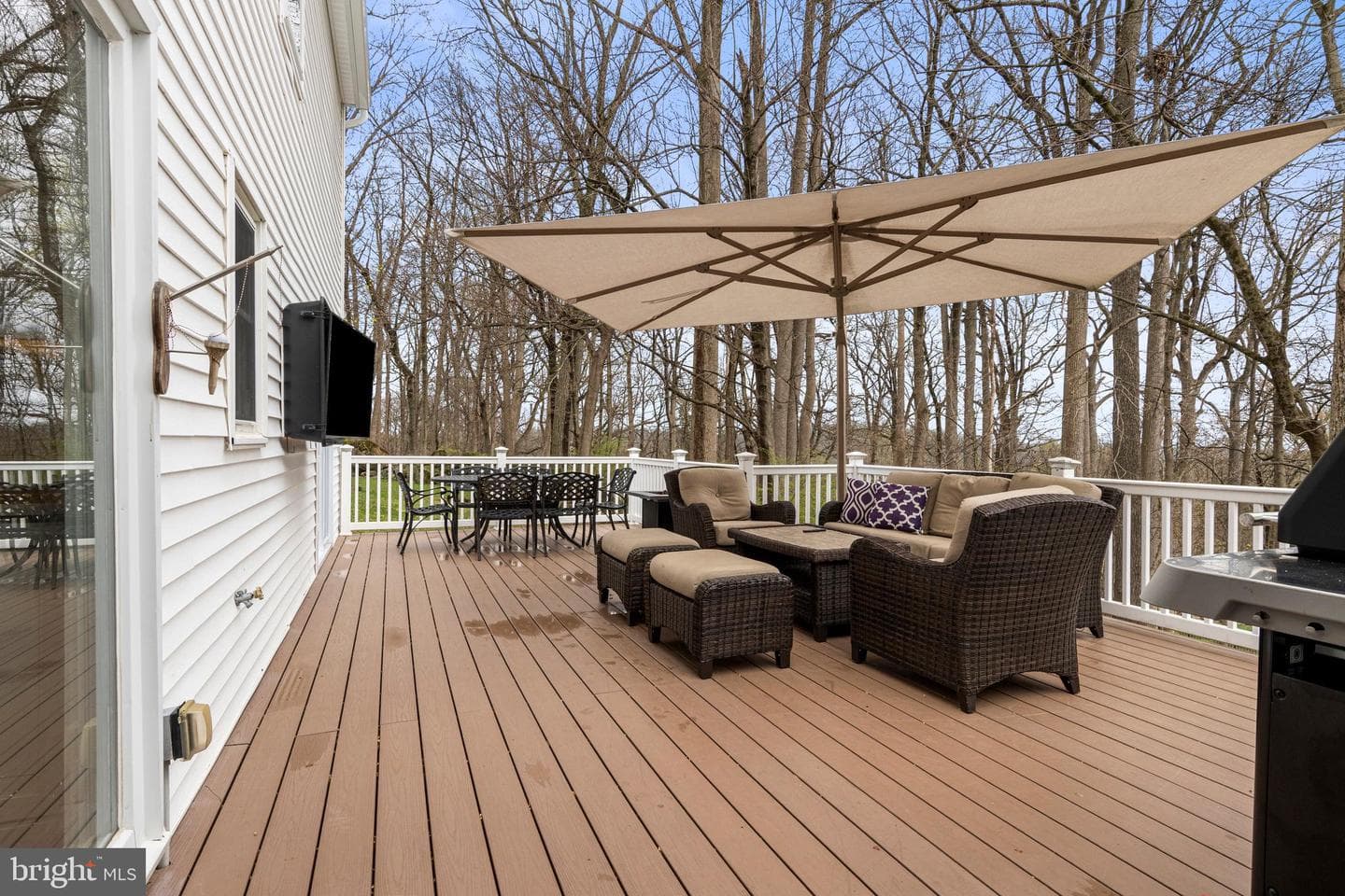 8 Harrow Circle photo 23