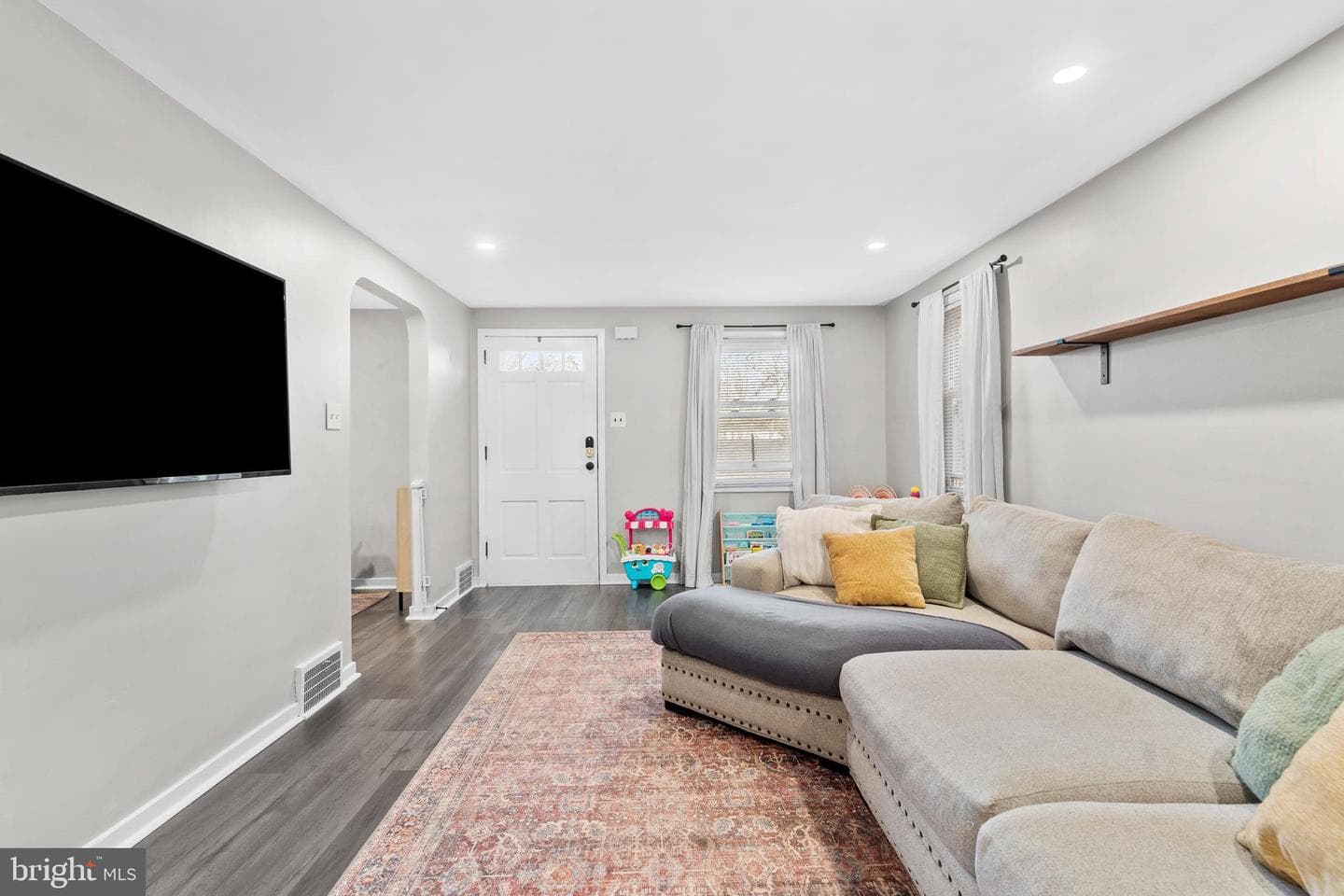 115 Haverford Road photo 4