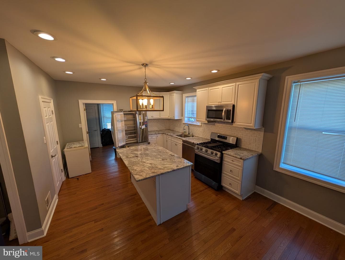 216 Ridley Avenue photo 7