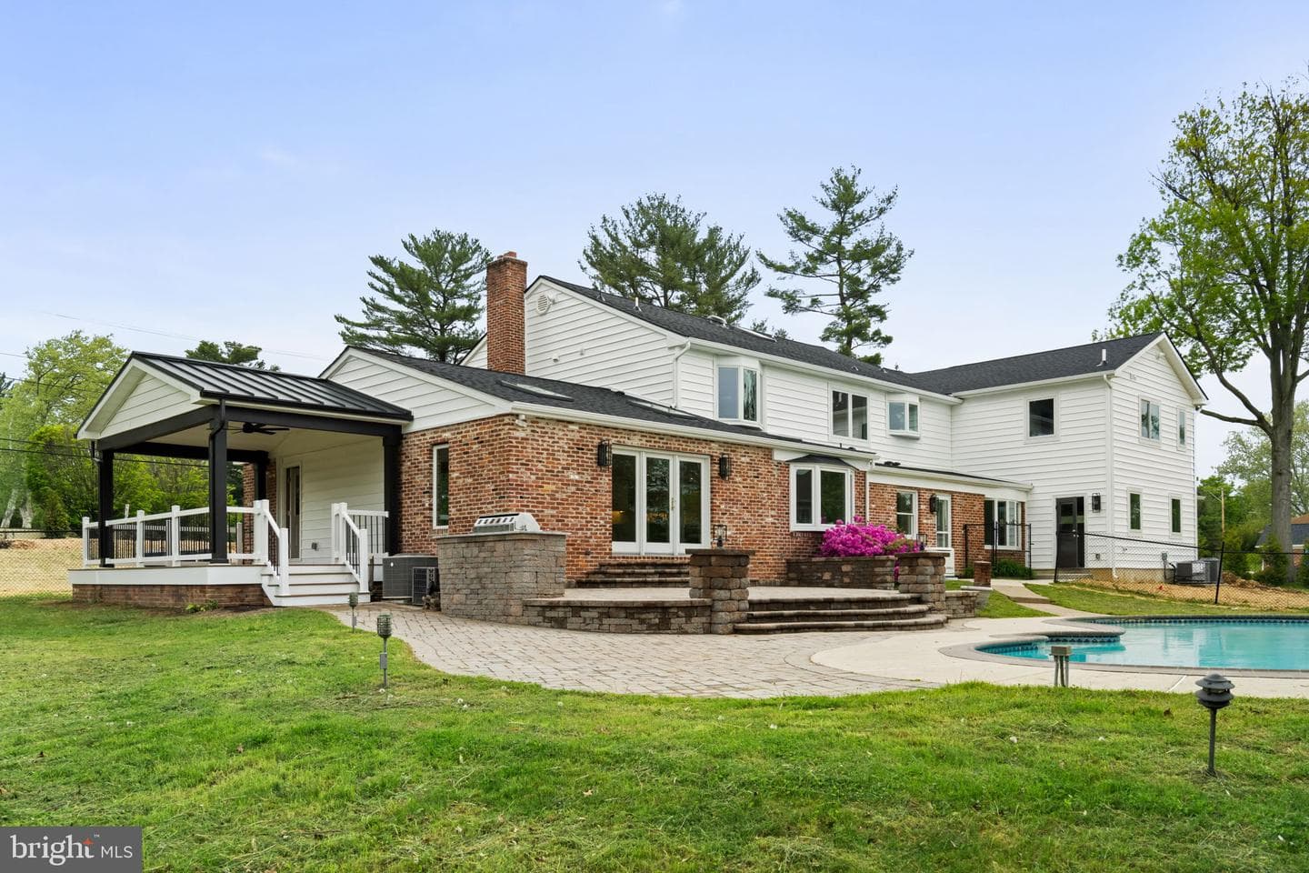 33 W Ardmore Avenue photo 116