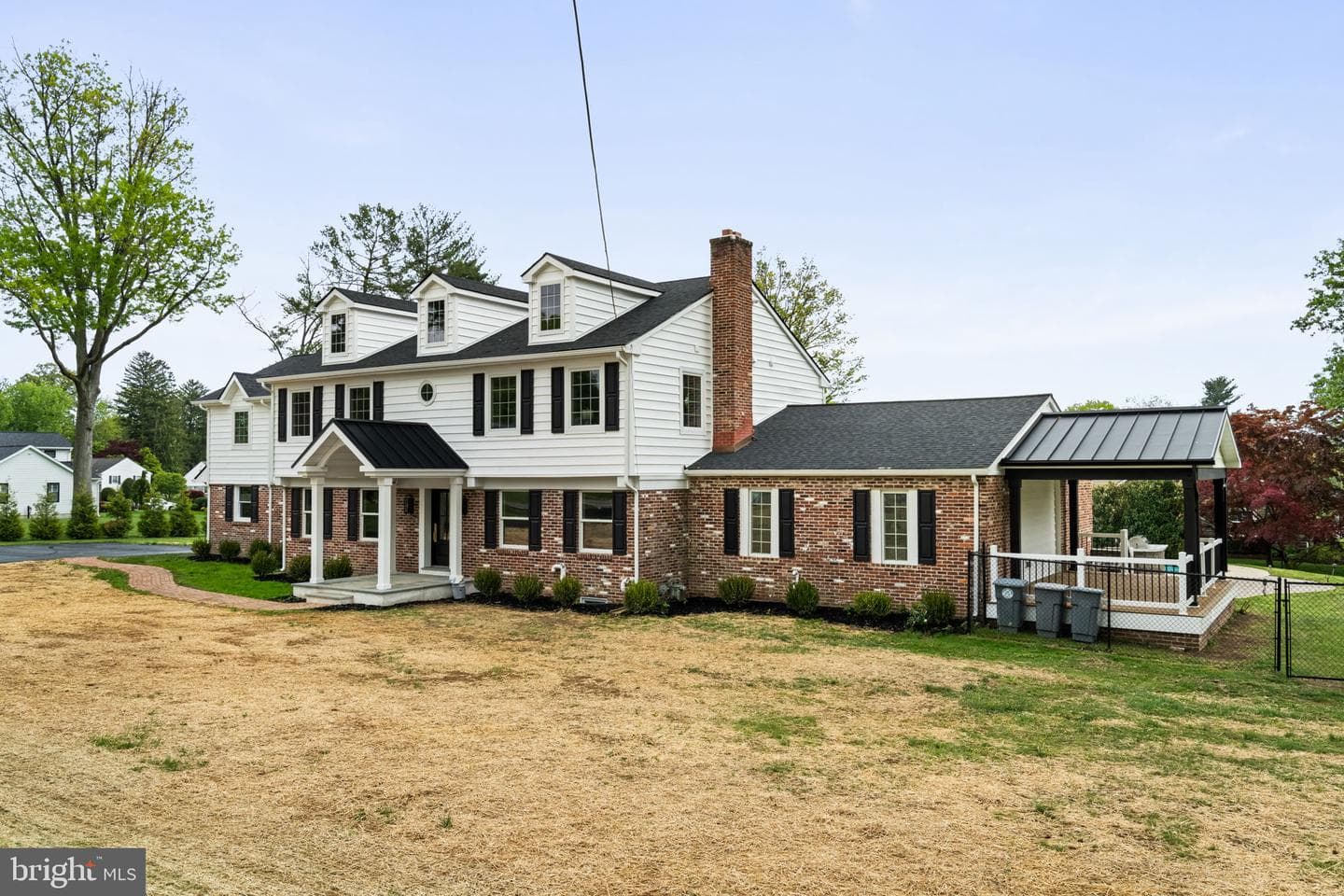 33 W Ardmore Avenue photo 3