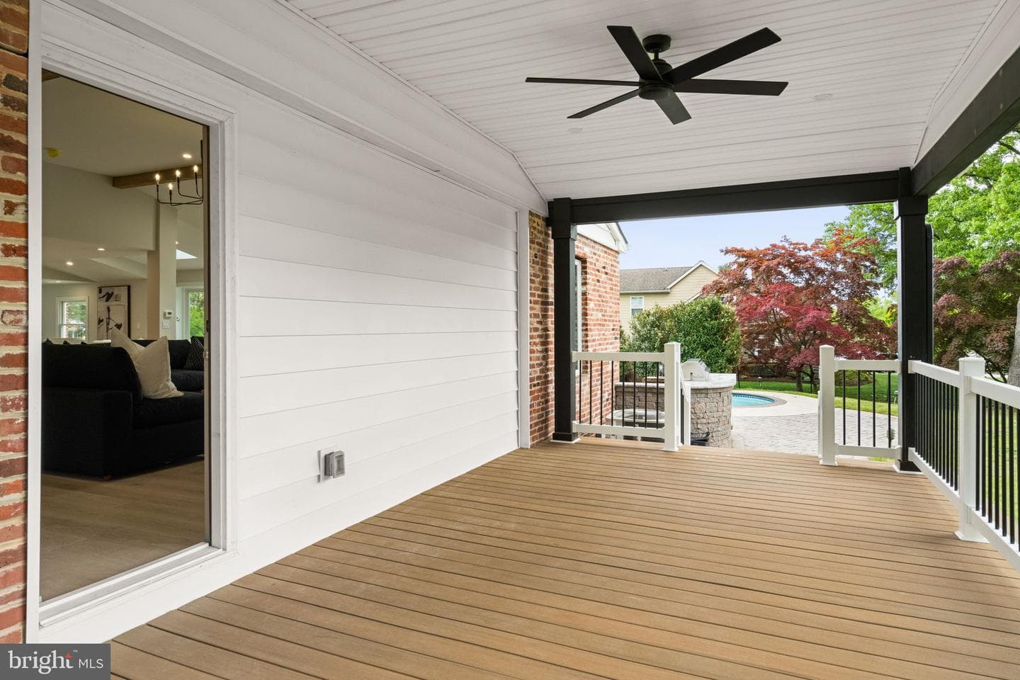 33 W Ardmore Avenue photo 52