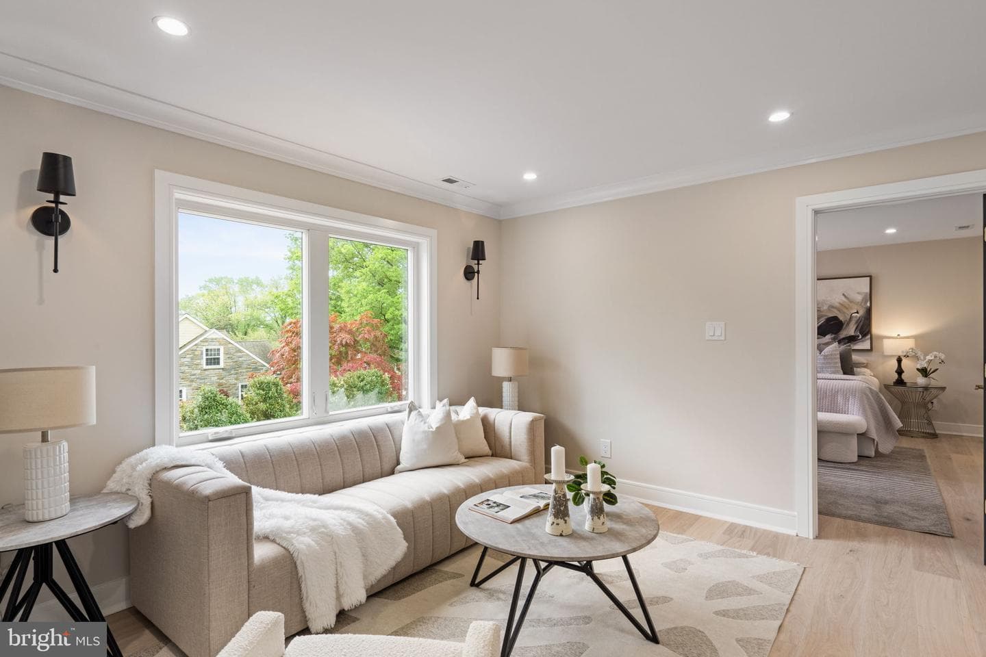 33 W Ardmore Avenue photo 65