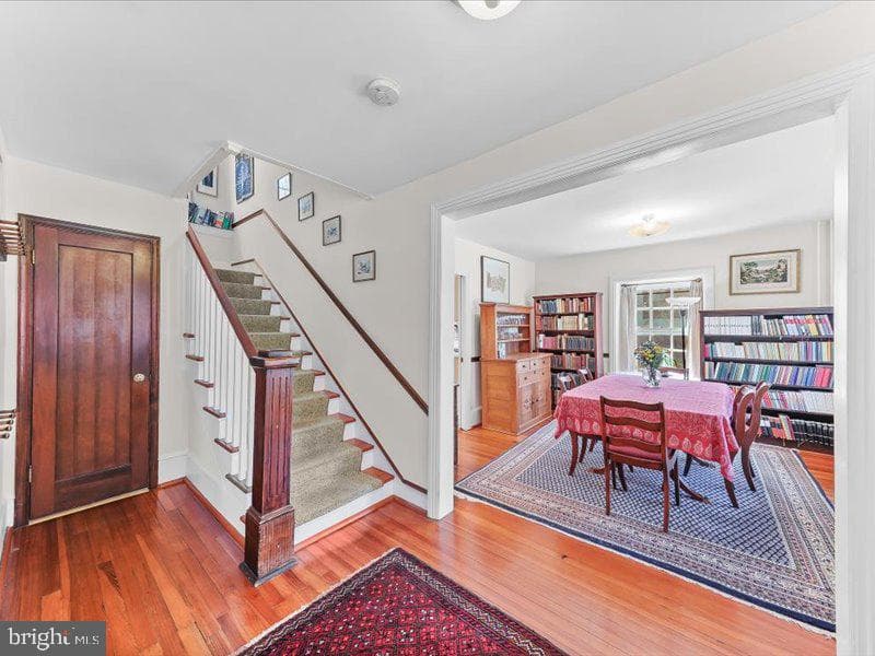 300 Harvard Avenue photo 2