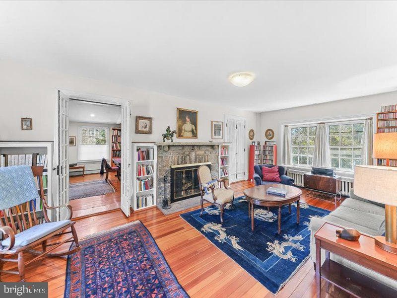 300 Harvard Avenue photo 5