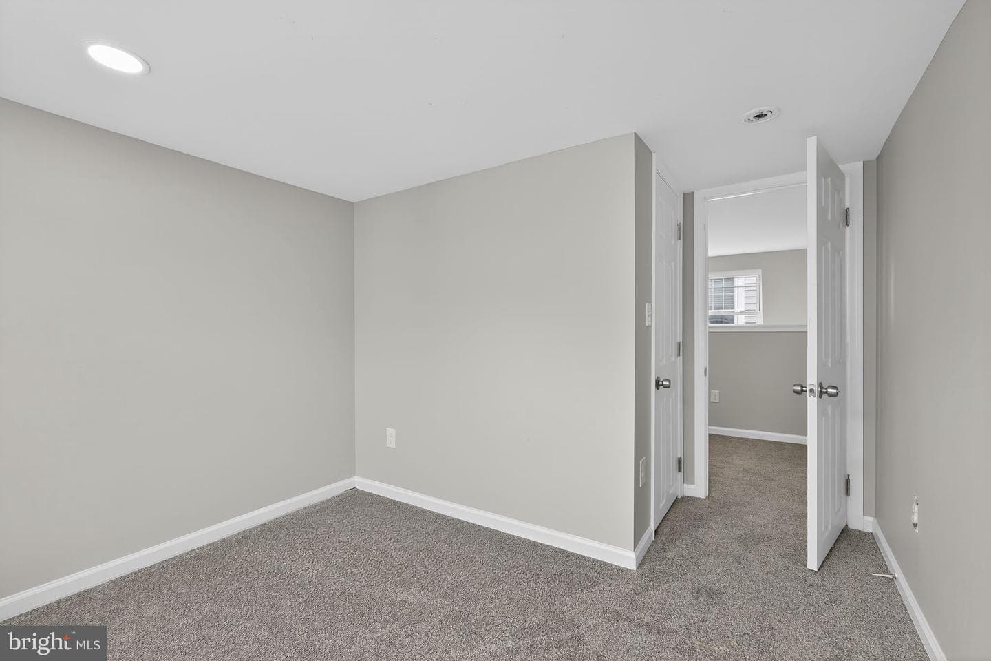 1021 Beeson Avenue photo 11