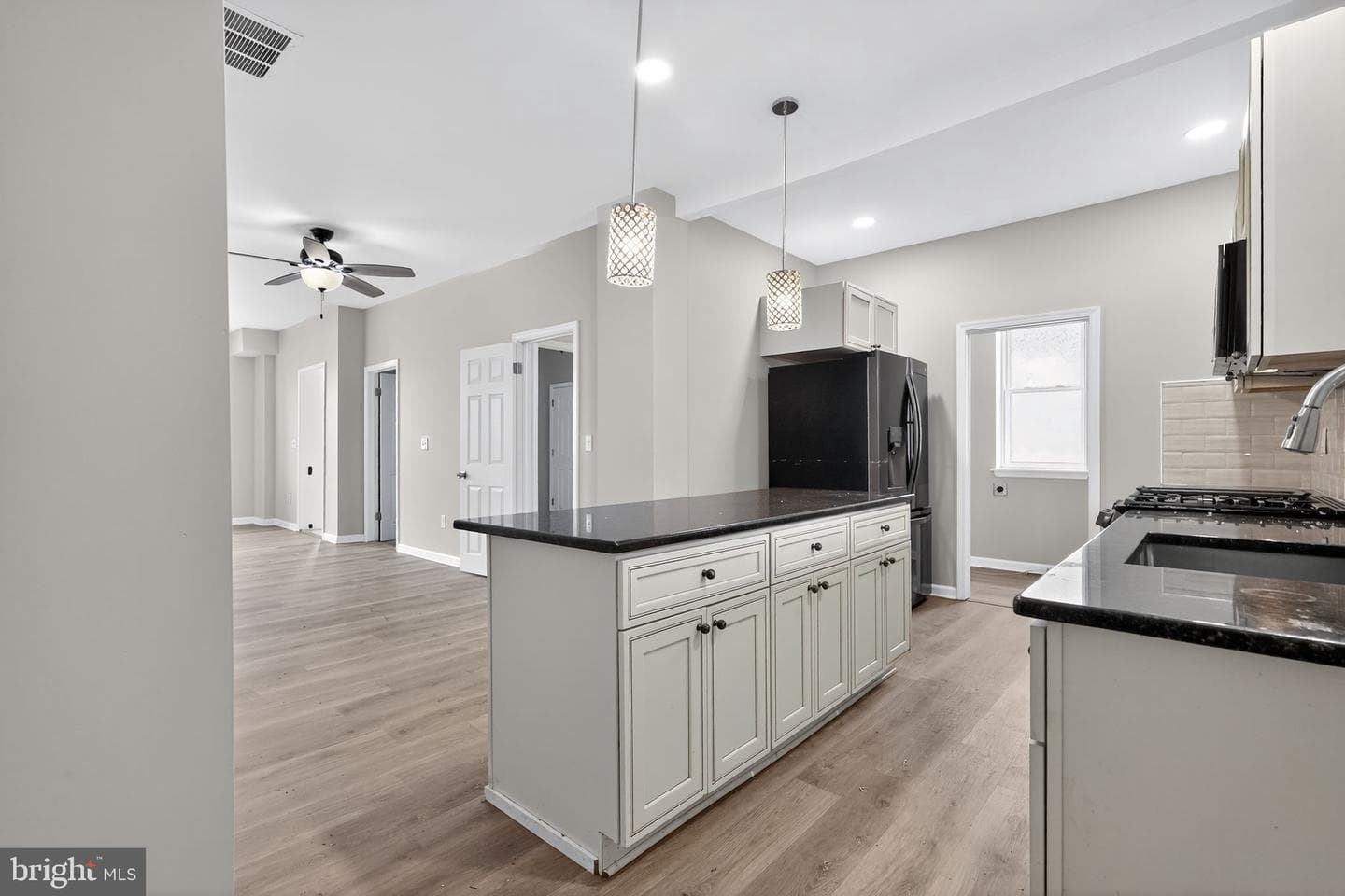 1021 Beeson Avenue photo 4