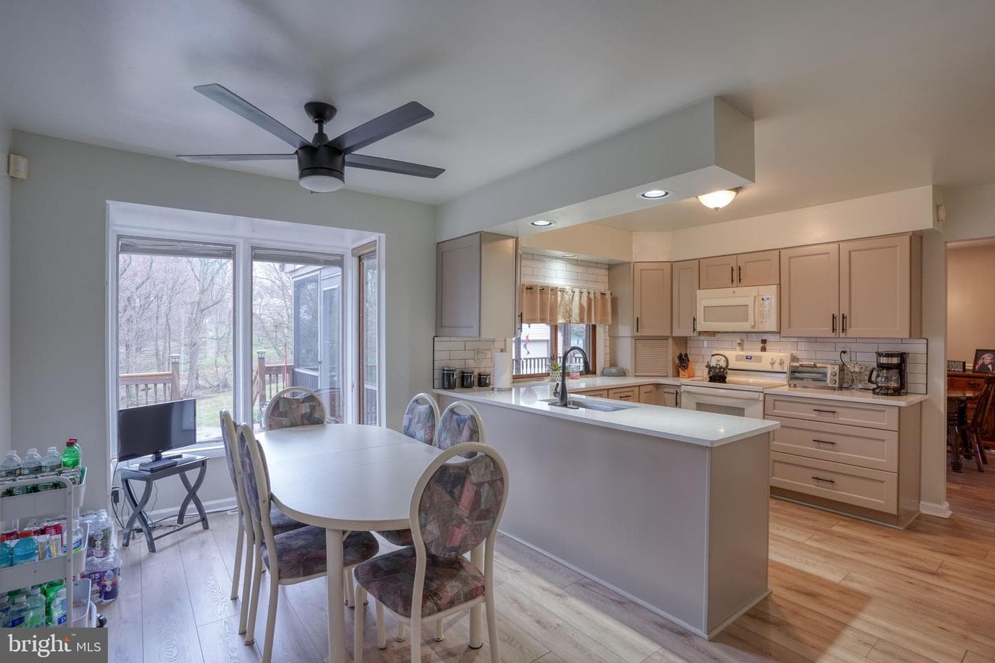 3850 Naamans Creek Road photo 17