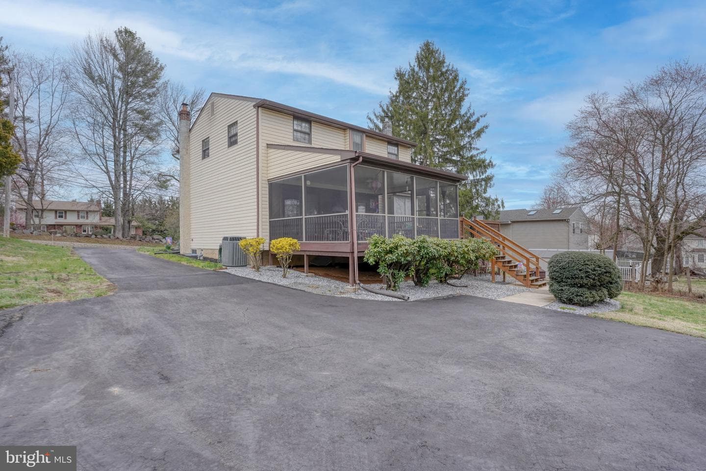 3850 Naamans Creek Road photo 43