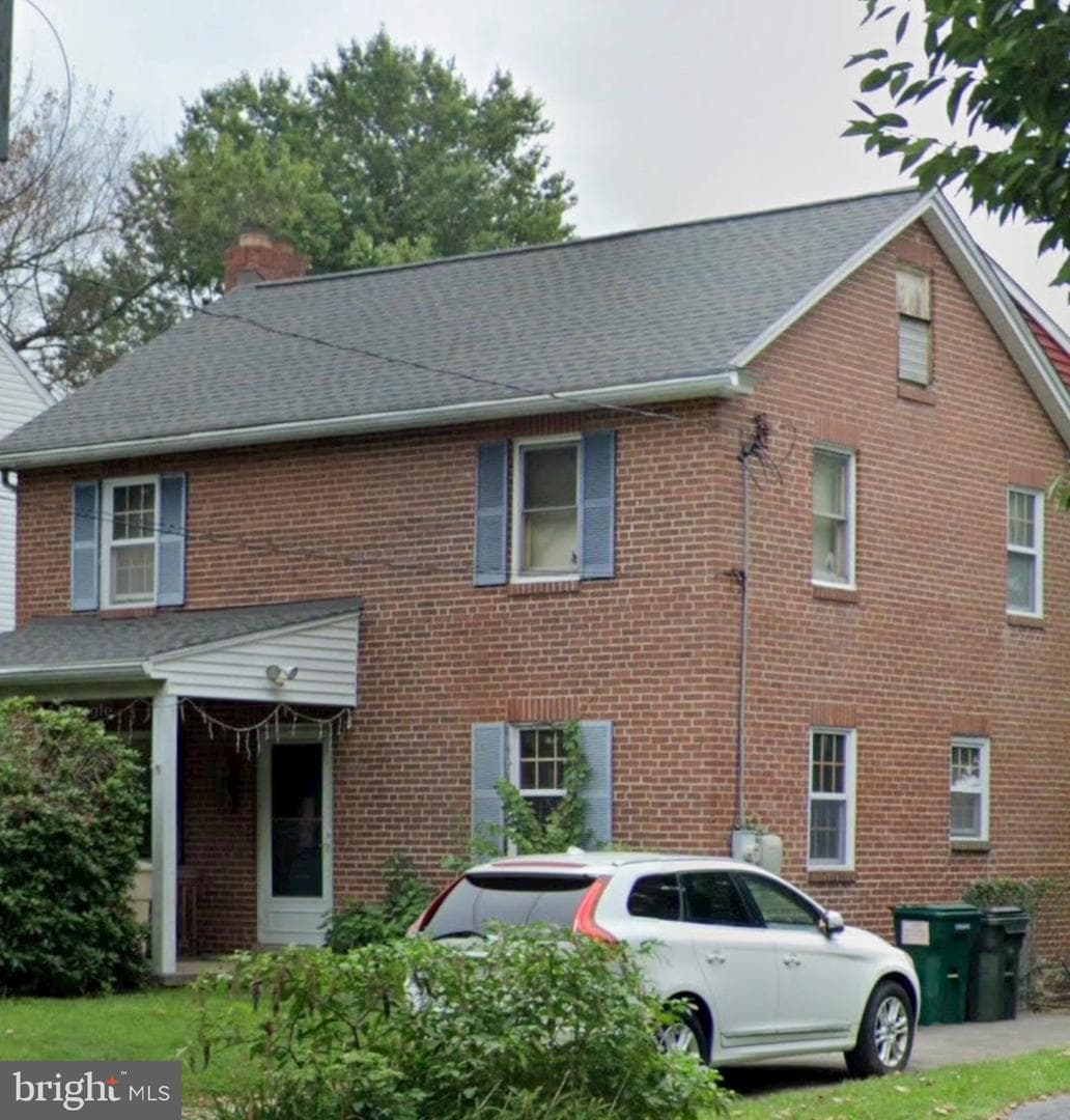 307 Hastings Avenue