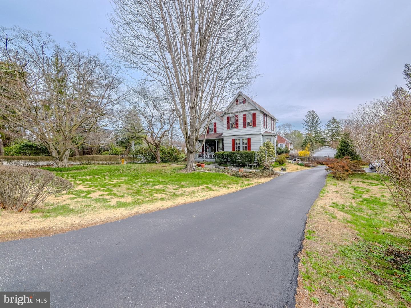 332 N Providence Road photo 1