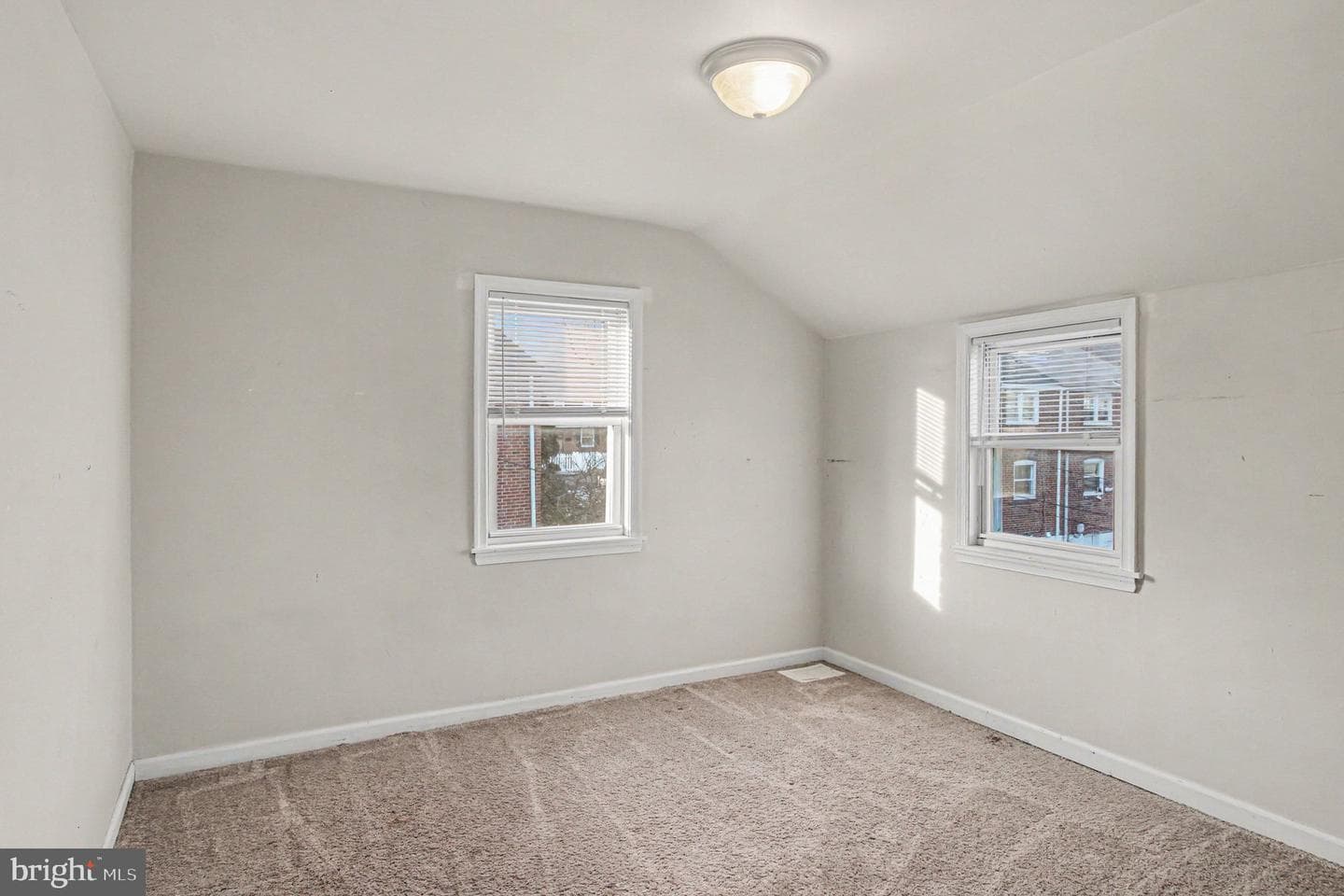646 Clymer Lane photo 16