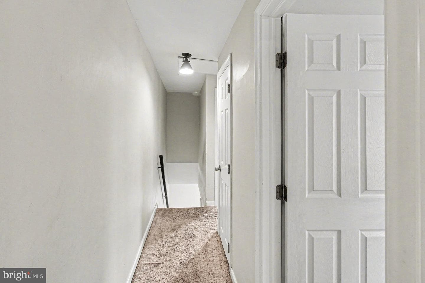 646 Clymer Lane photo 20
