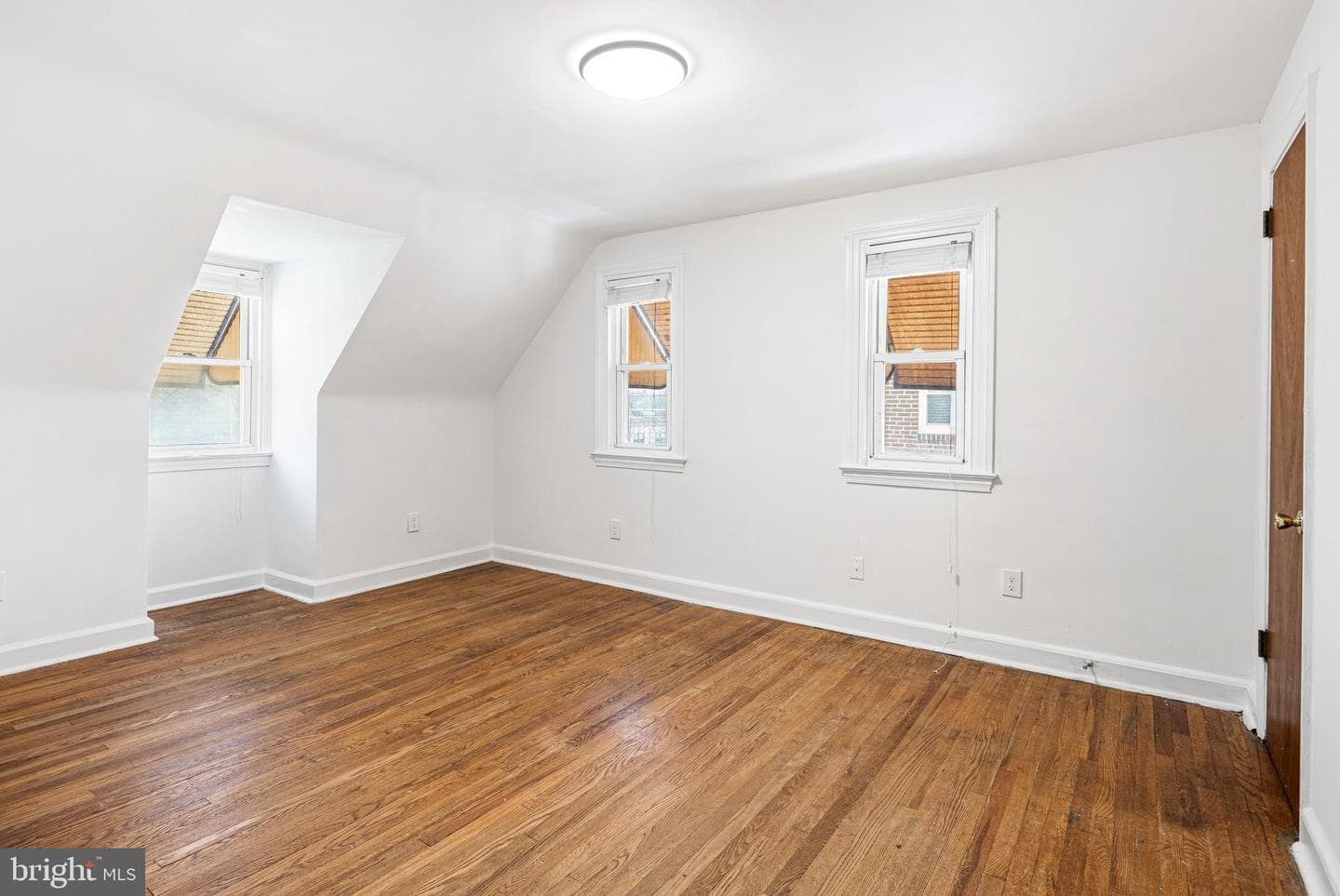 522 Amosland Road photo 17