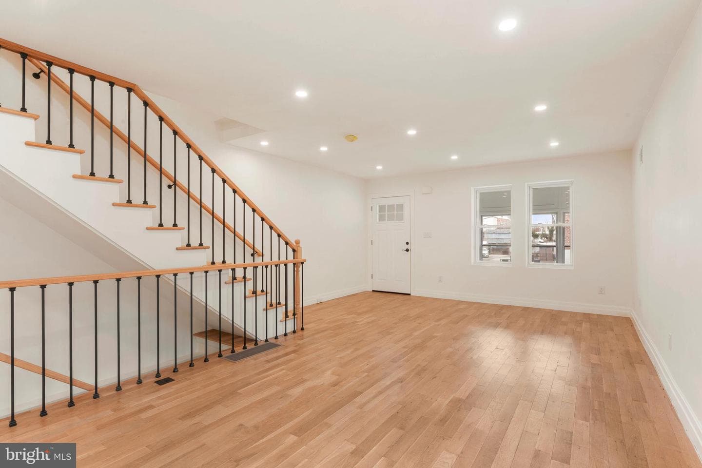 1090 Eddystone Avenue photo 5