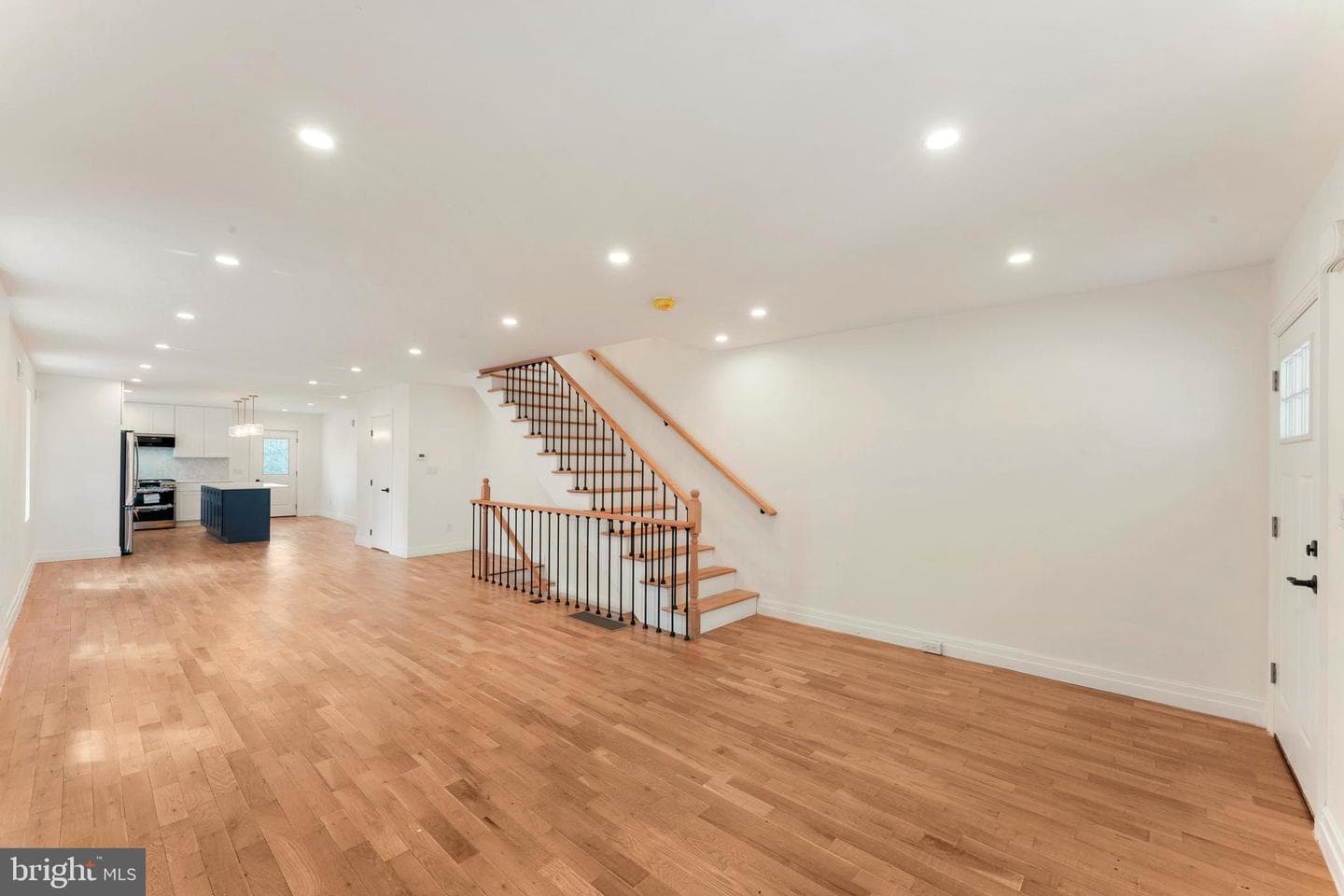 1090 Eddystone Avenue photo 7