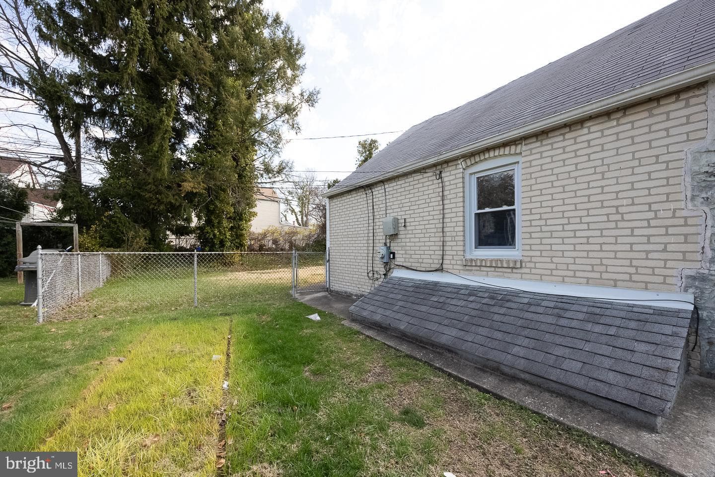 811 Springfield Road photo 21