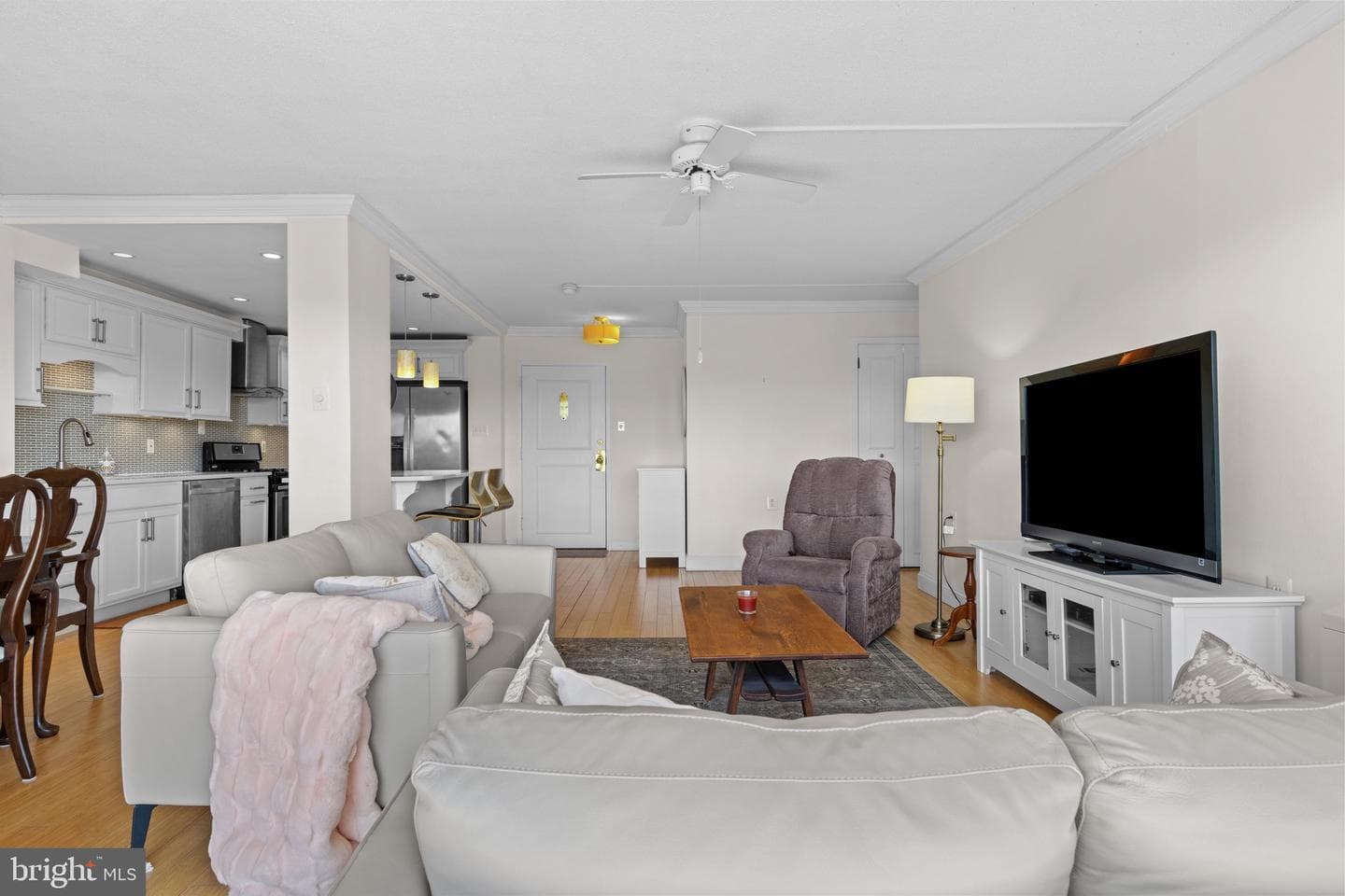 801 Yale Avenue #1117 photo 14