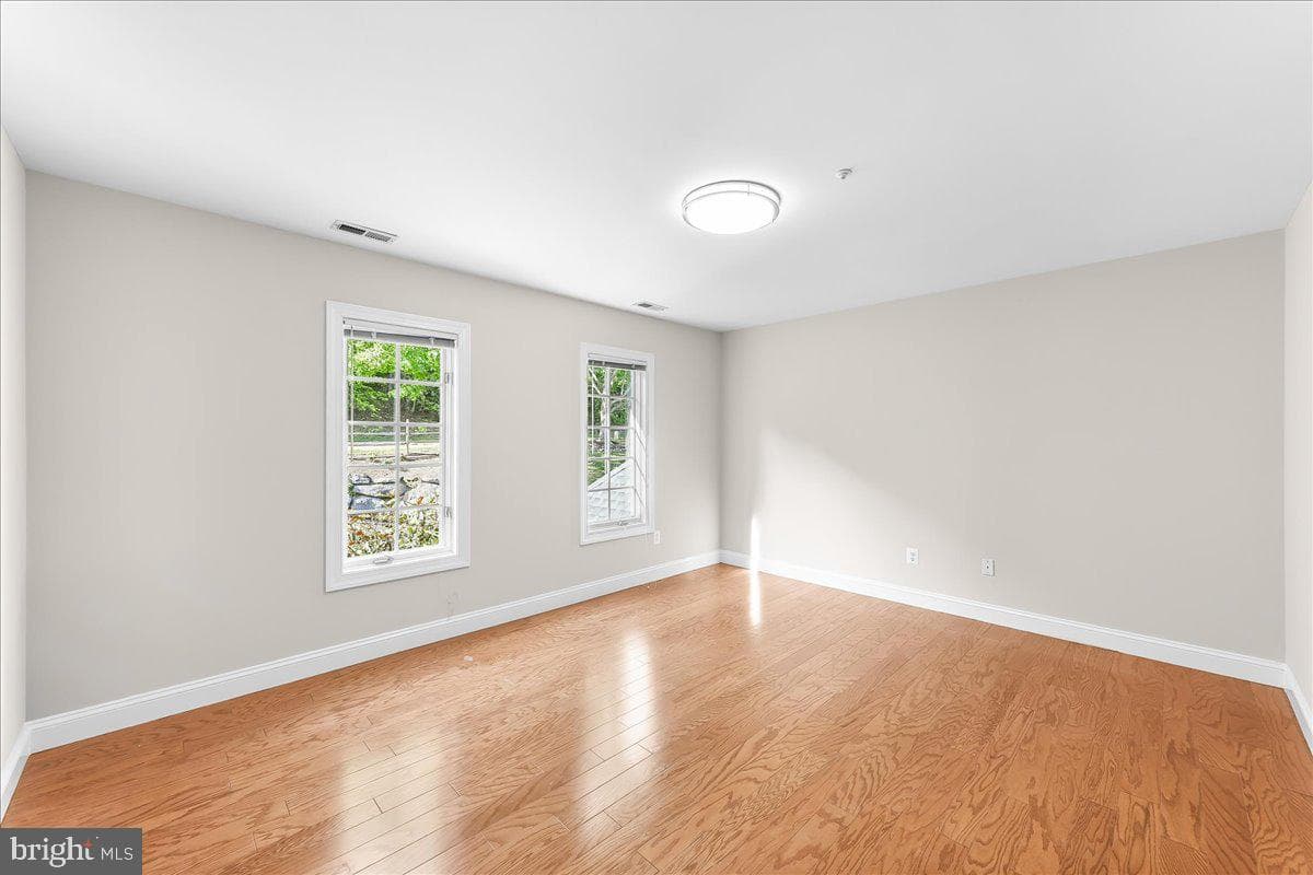 3507 Runnymeade Drive photo 40