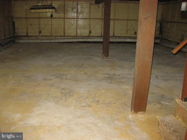 1025 Scott Avenue photo 24
